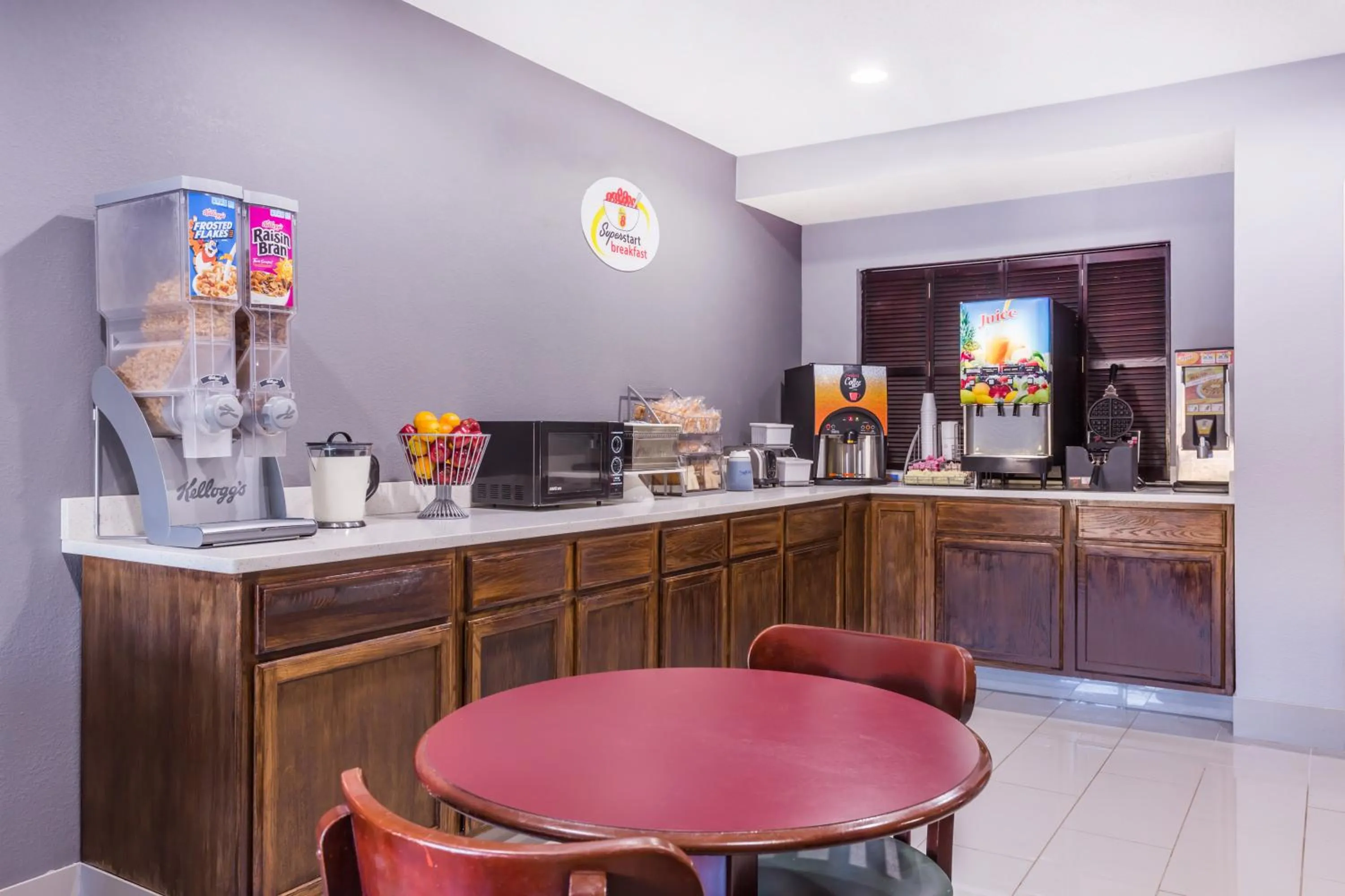 Breakfast in Super 8 by Wyndham Greer/Spartanburg Area