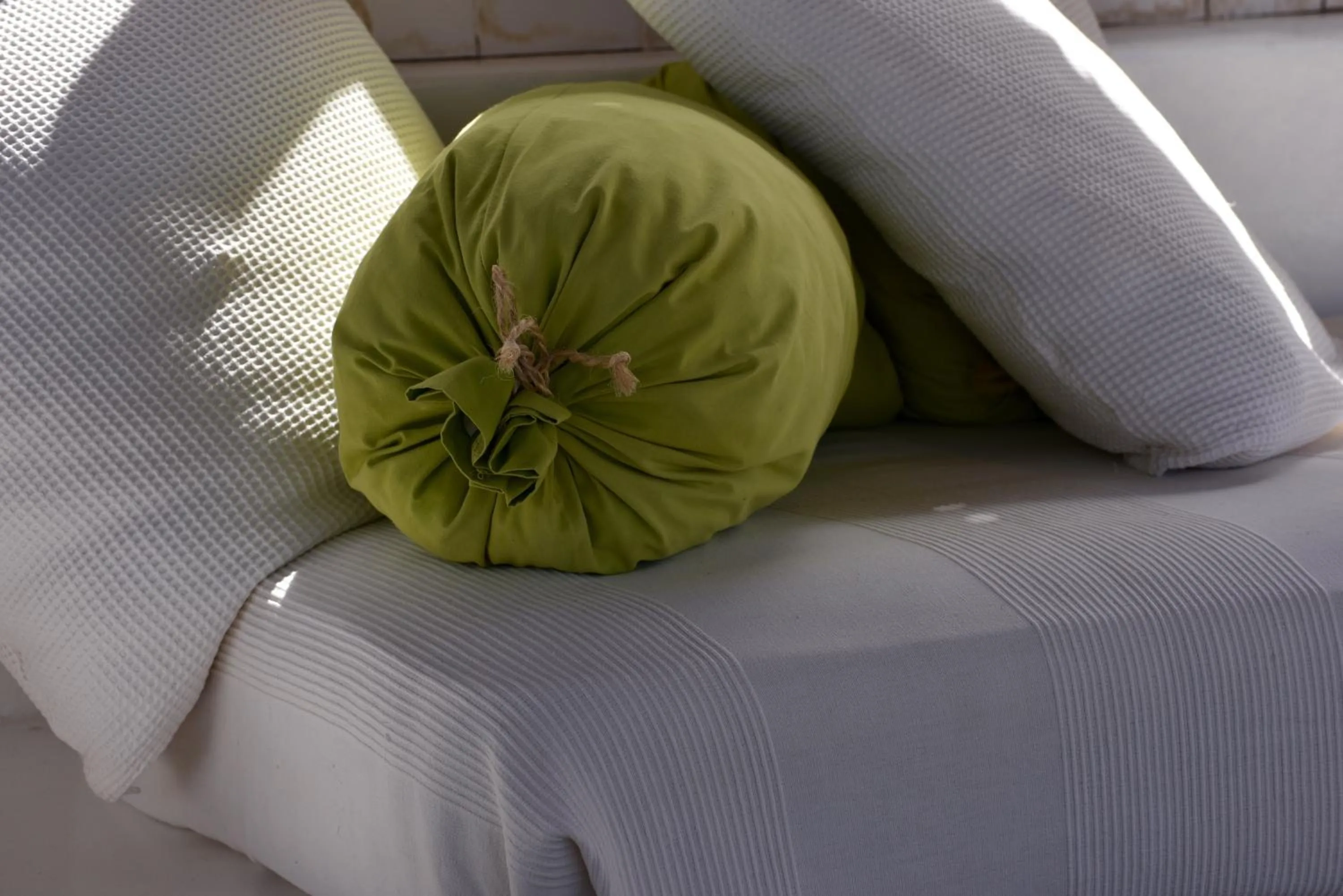 Decorative detail, Bed in Spinguera Ecolodge
