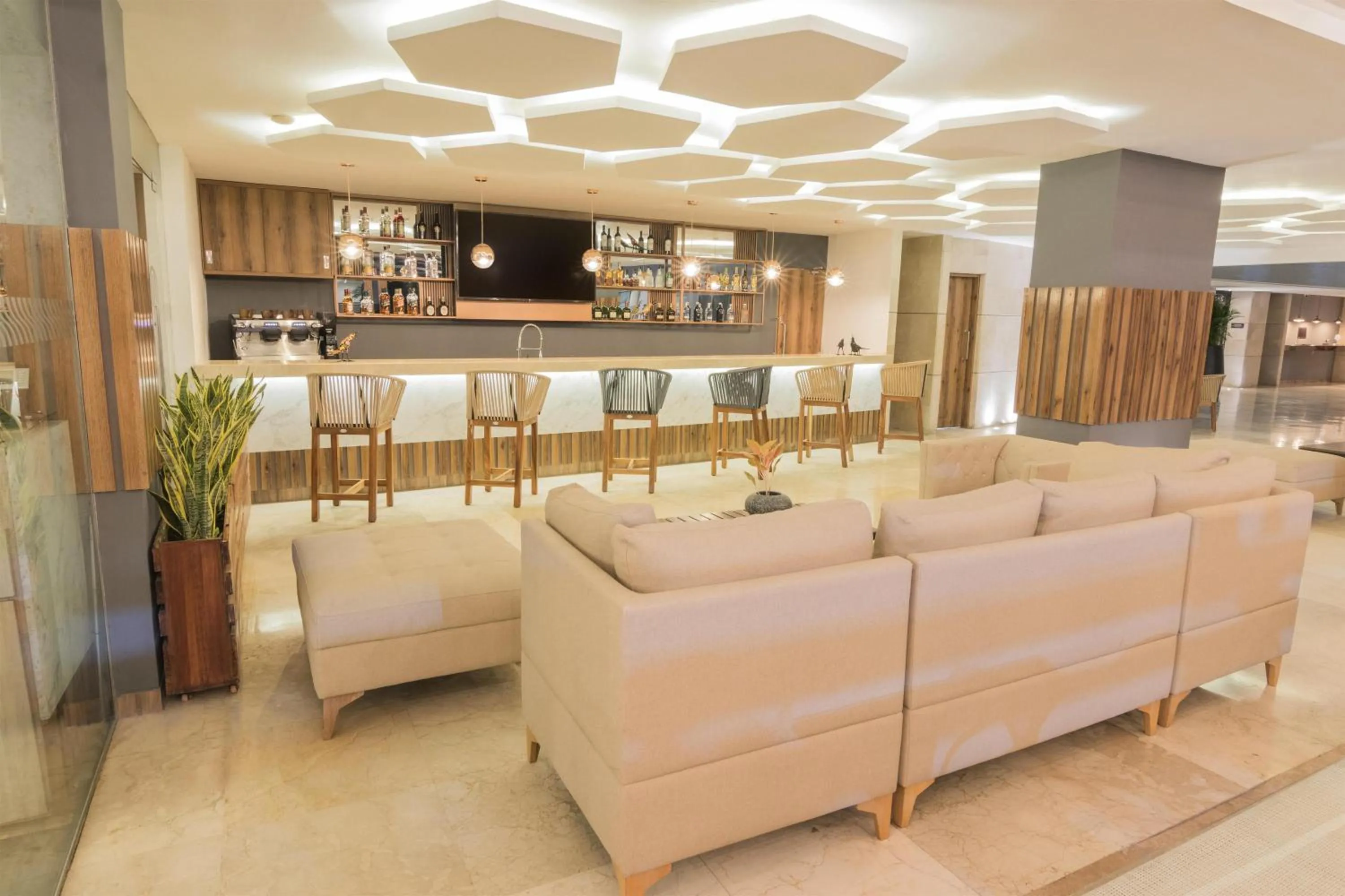 Lounge or bar in Sonesta Hotel Cartagena