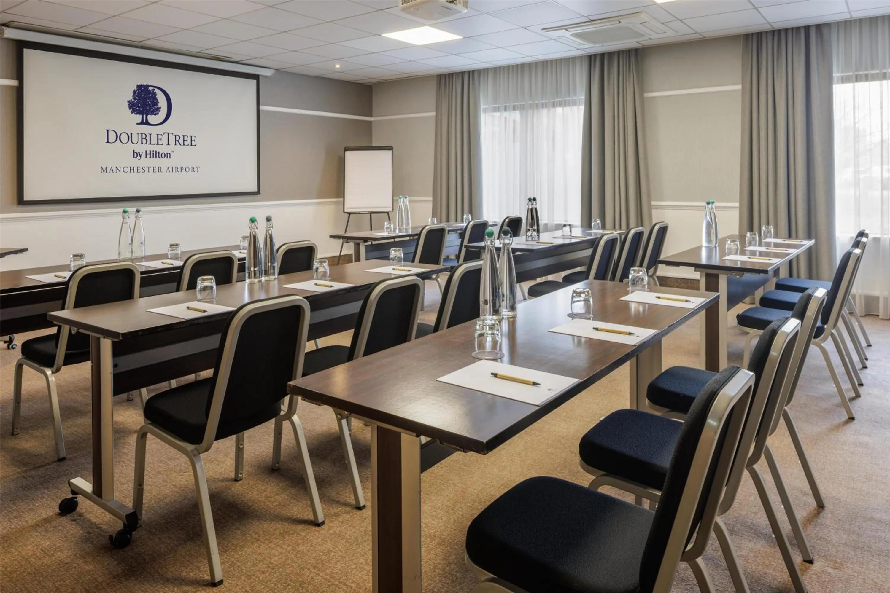 Meeting/conference room in DoubleTree by Hilton Manchester Airport