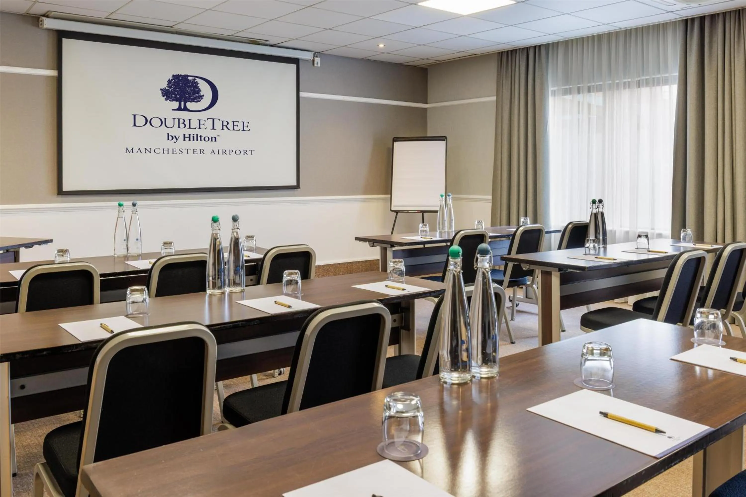 Meeting/conference room in DoubleTree by Hilton Manchester Airport