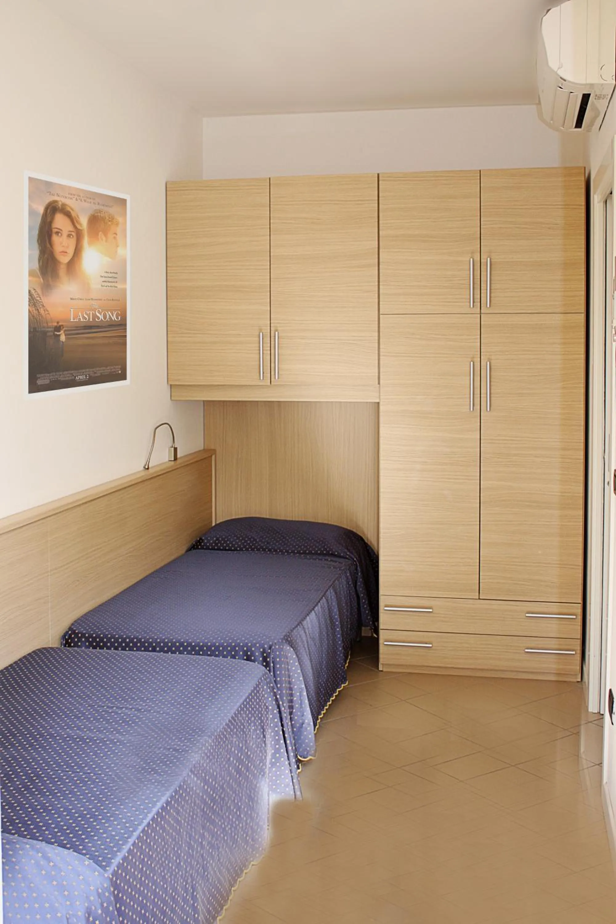 Bed in Nice Hotel Bibione