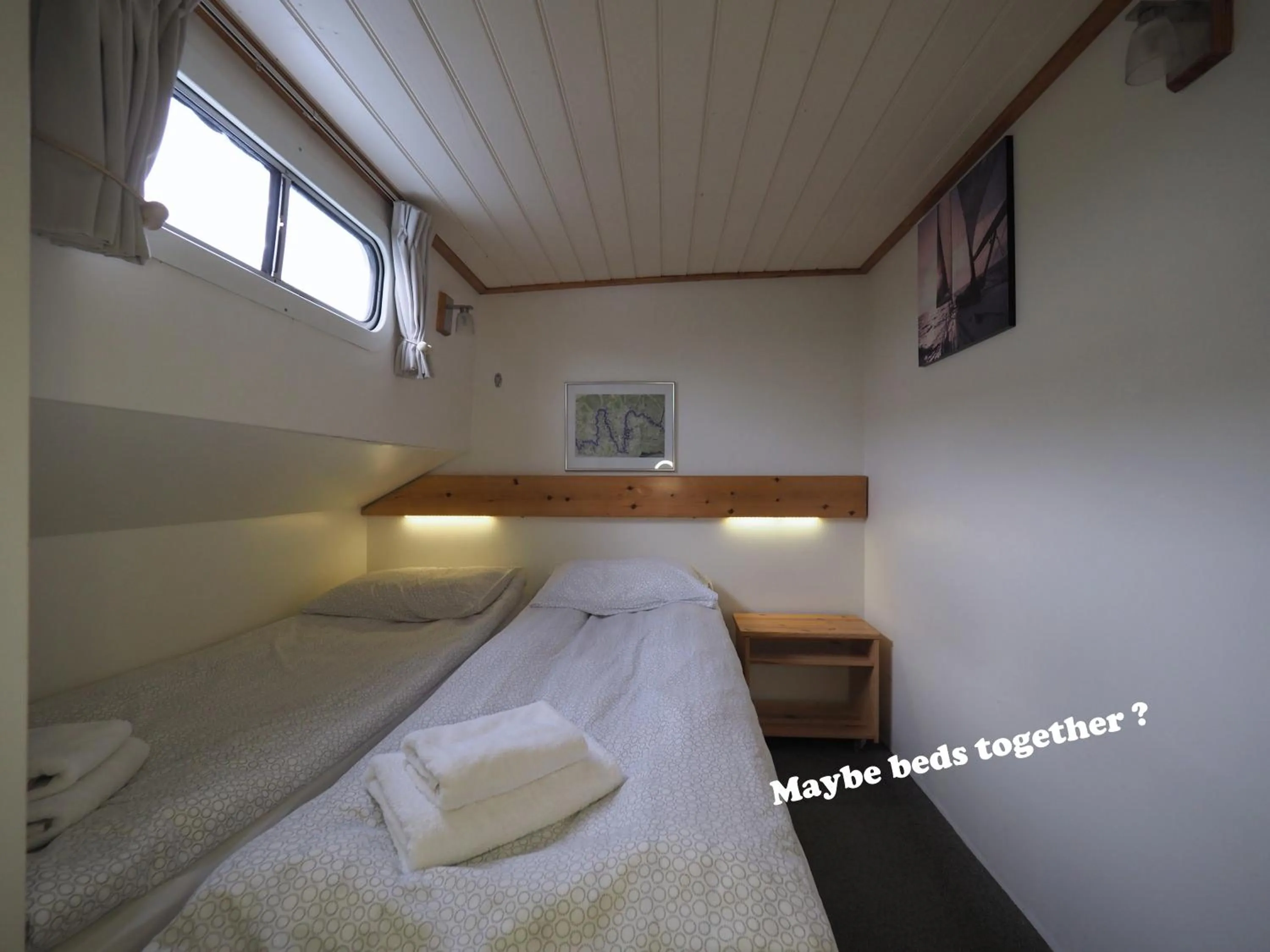 Bed in Hotelboat Allure