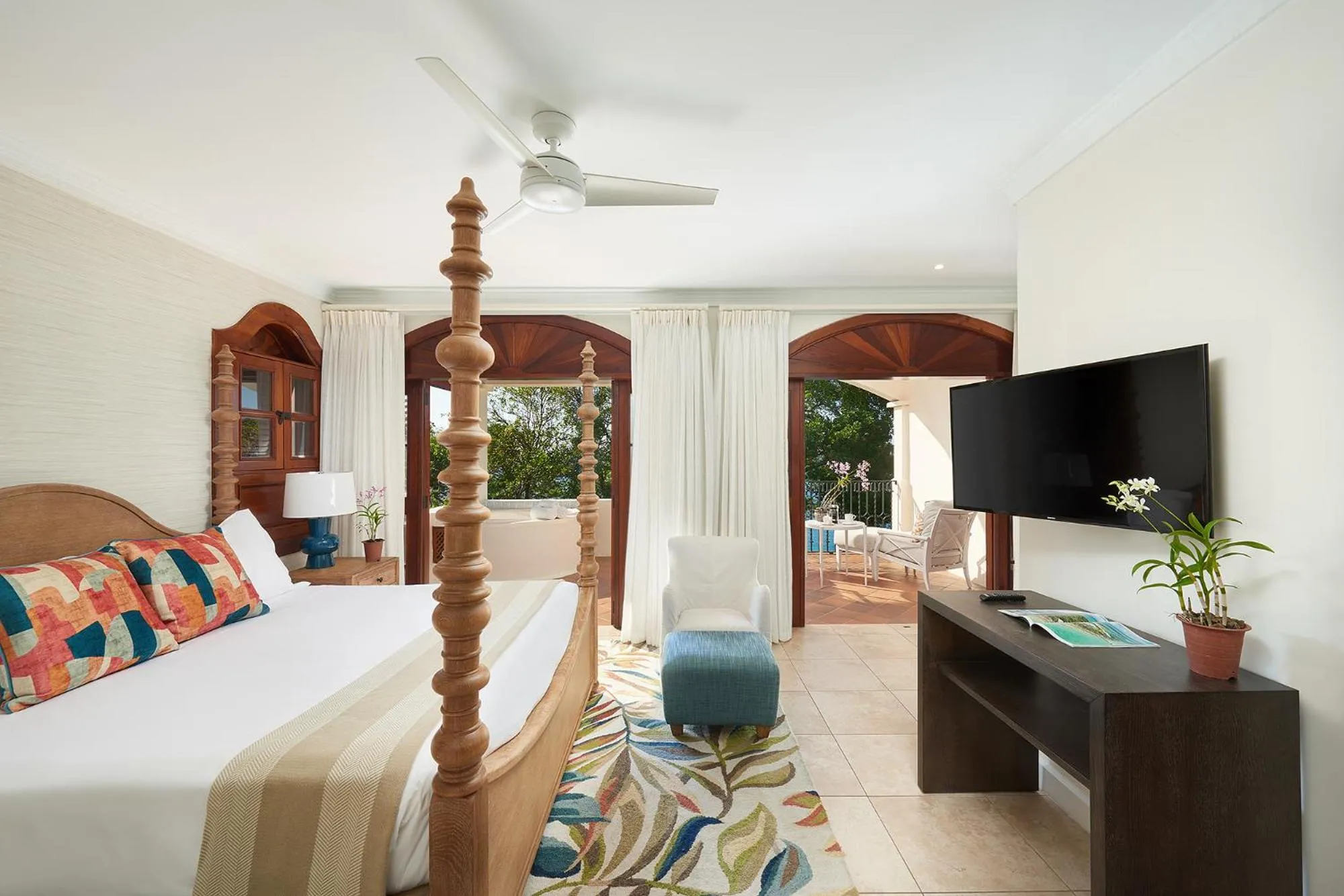 Bed in Cap Maison Resort & Spa