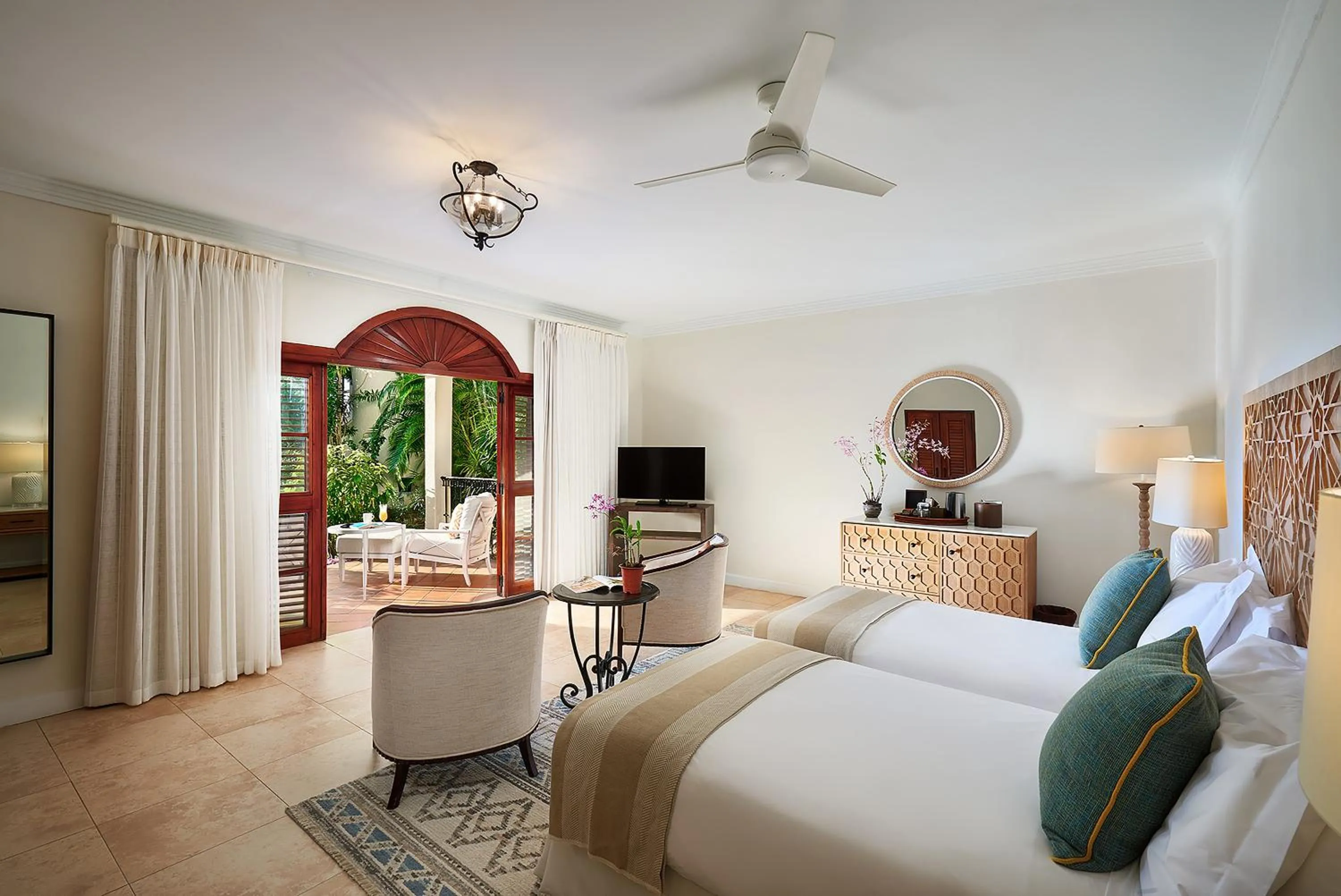 Bed in Cap Maison Resort & Spa