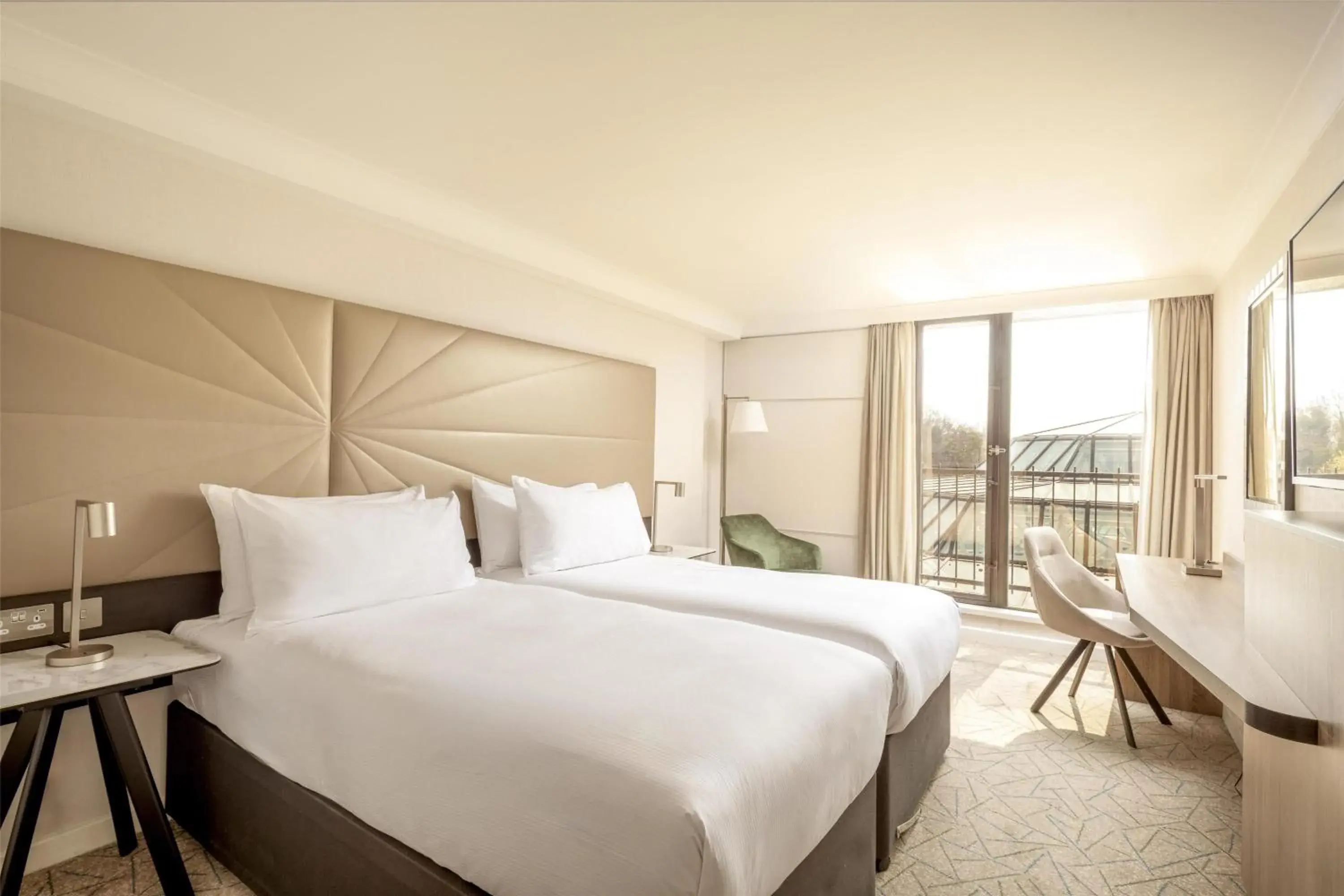 Twin Room in Hilton Birmingham Metropole Hotel Twin Room in Hilton Birmingham Metropole Hotel