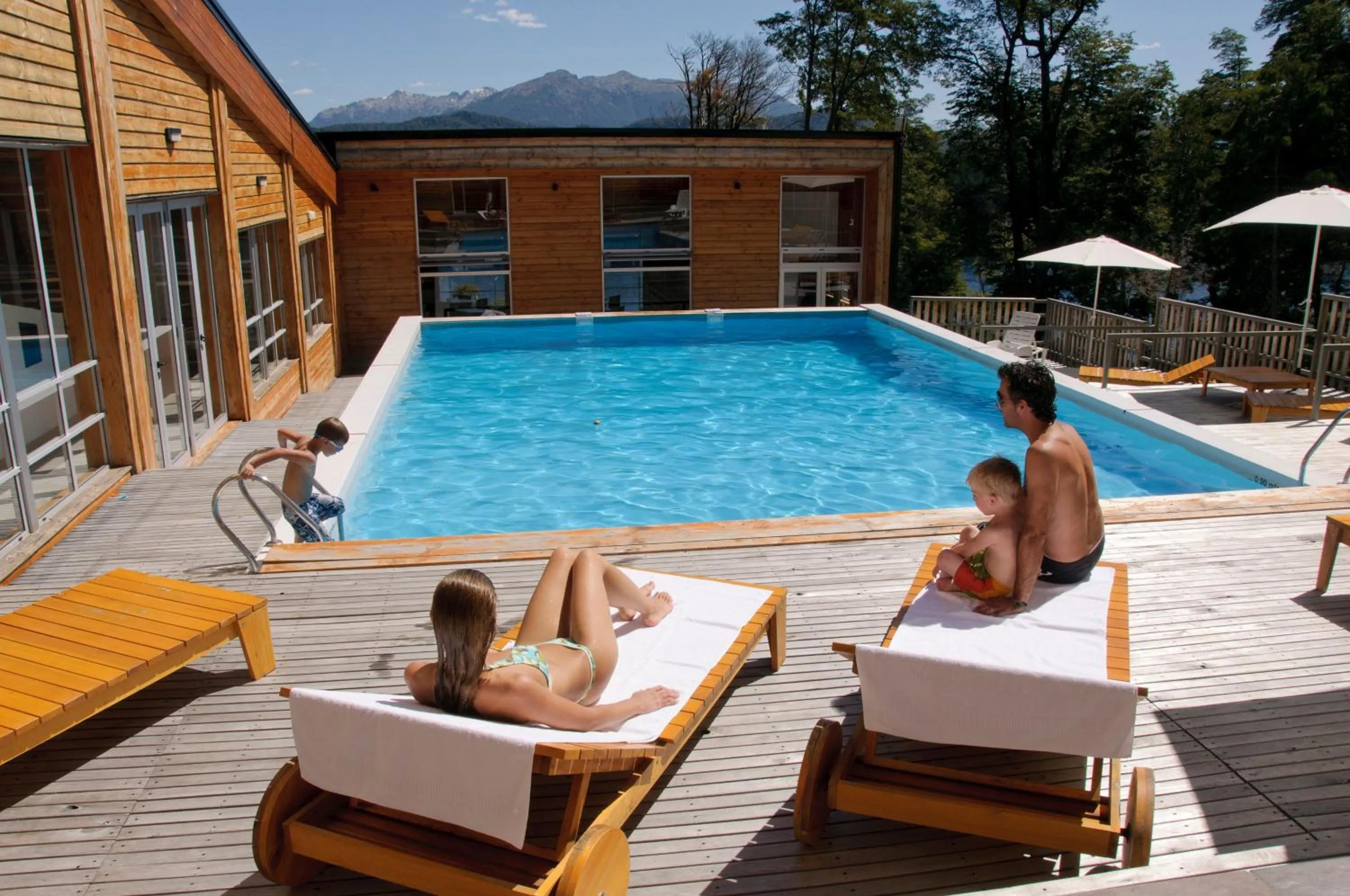 Spring in Montaña Resort