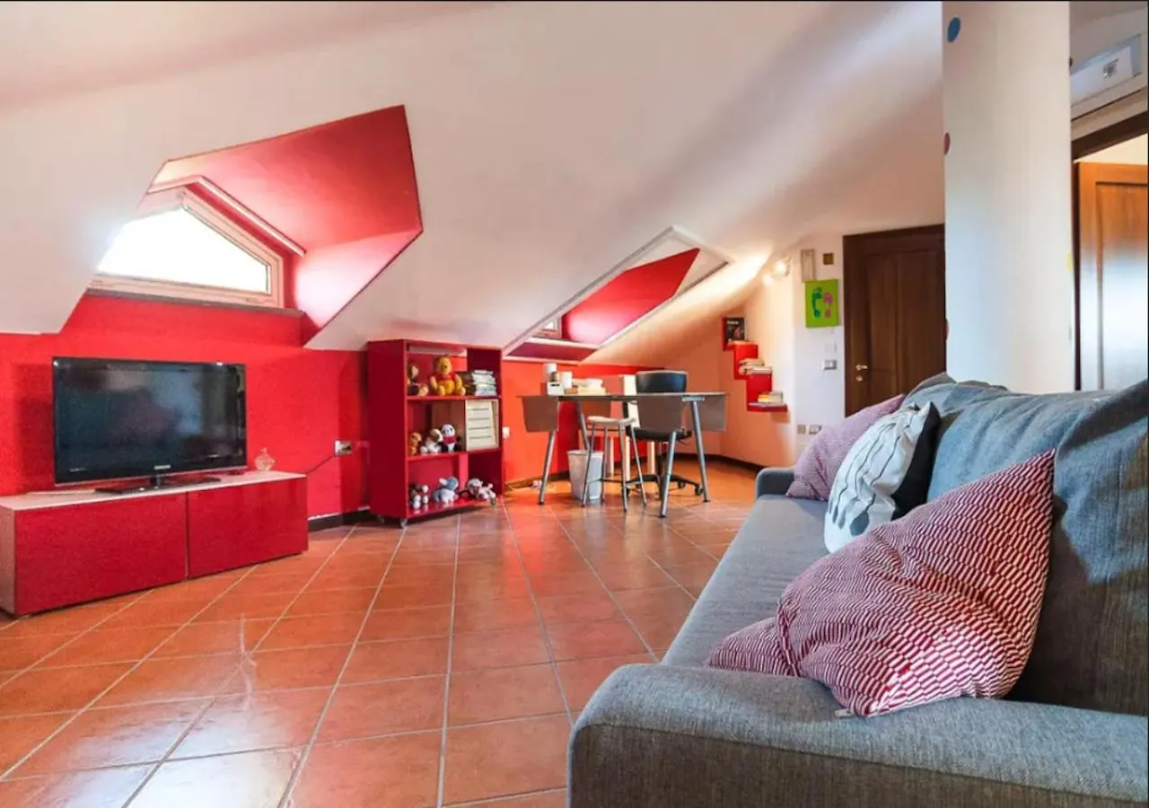 TV and multimedia in Villa Rosa Lifestyle B&B