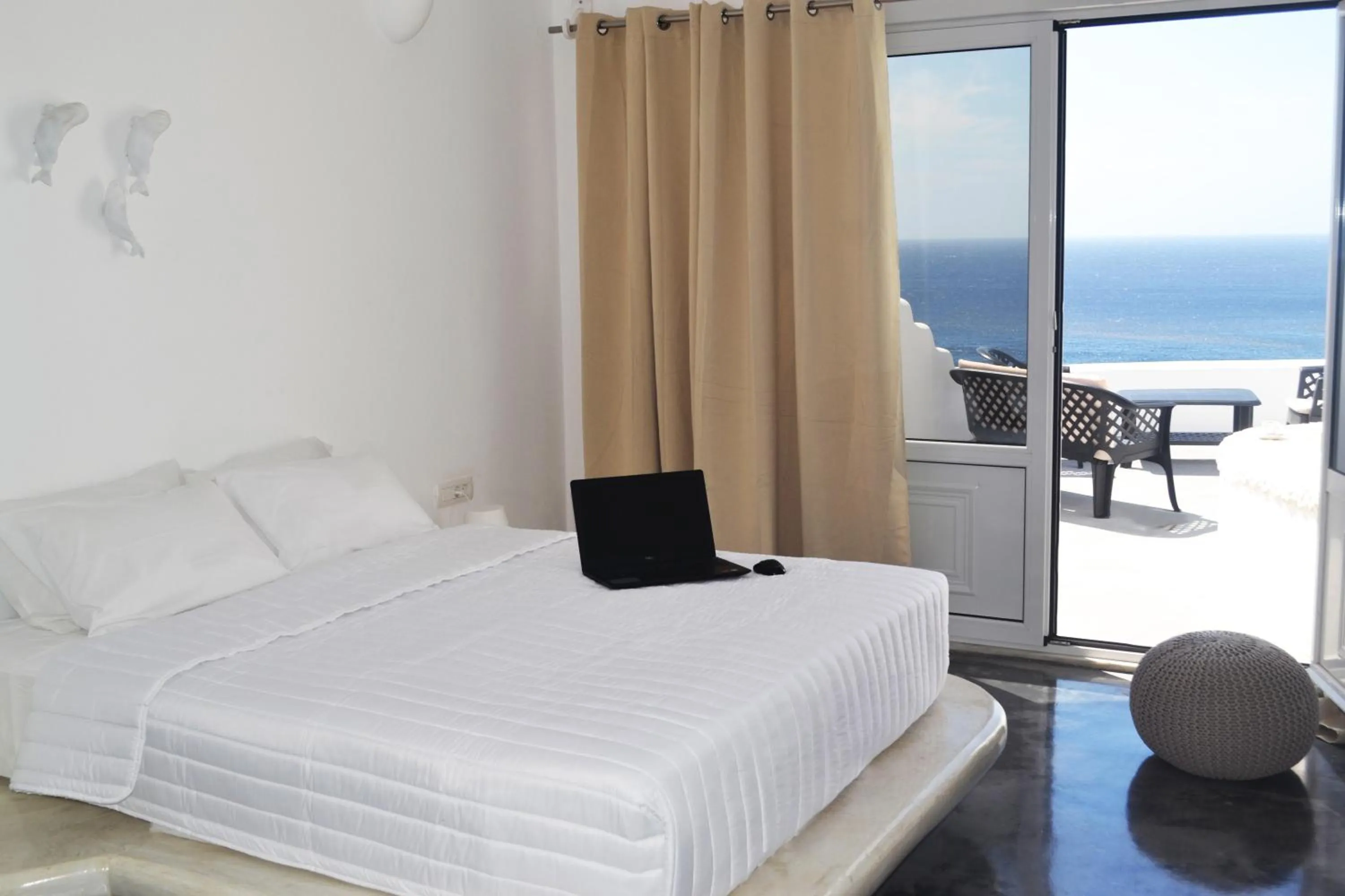 Bedroom, Bed in Golden Beach Resort Anafi