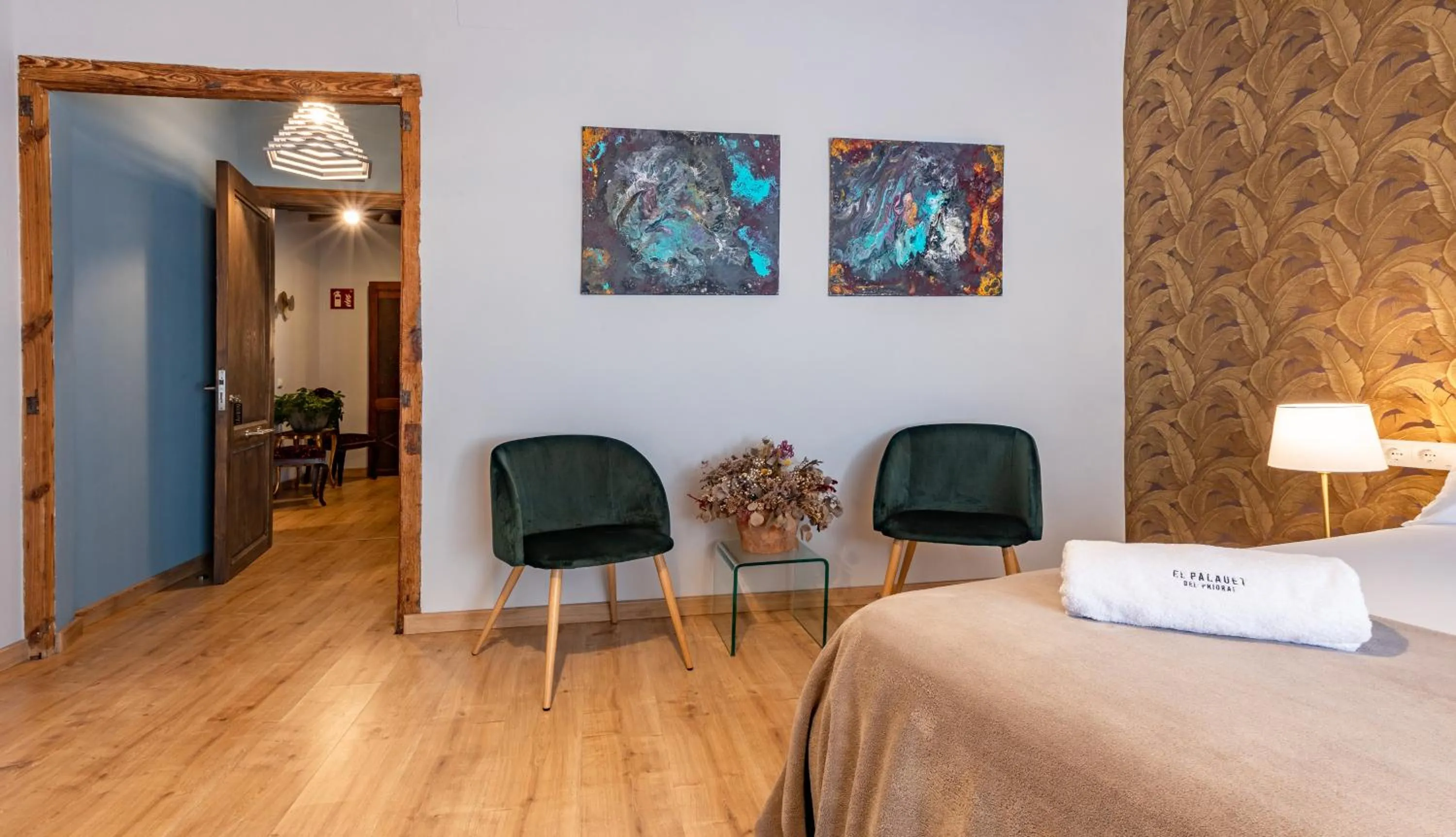 Decorative detail, Bed in El Palauet del Priorat