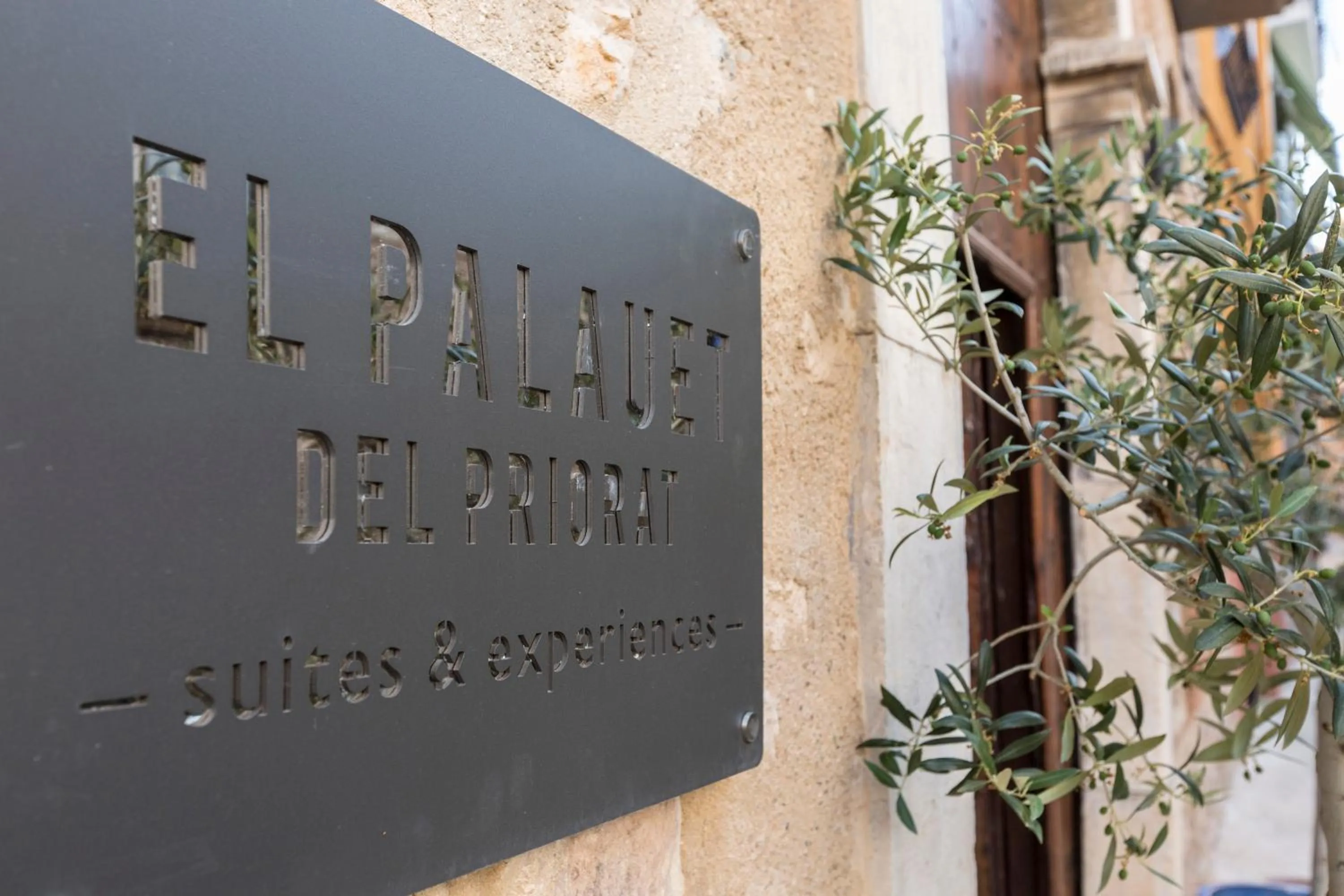 Facade/entrance in El Palauet del Priorat