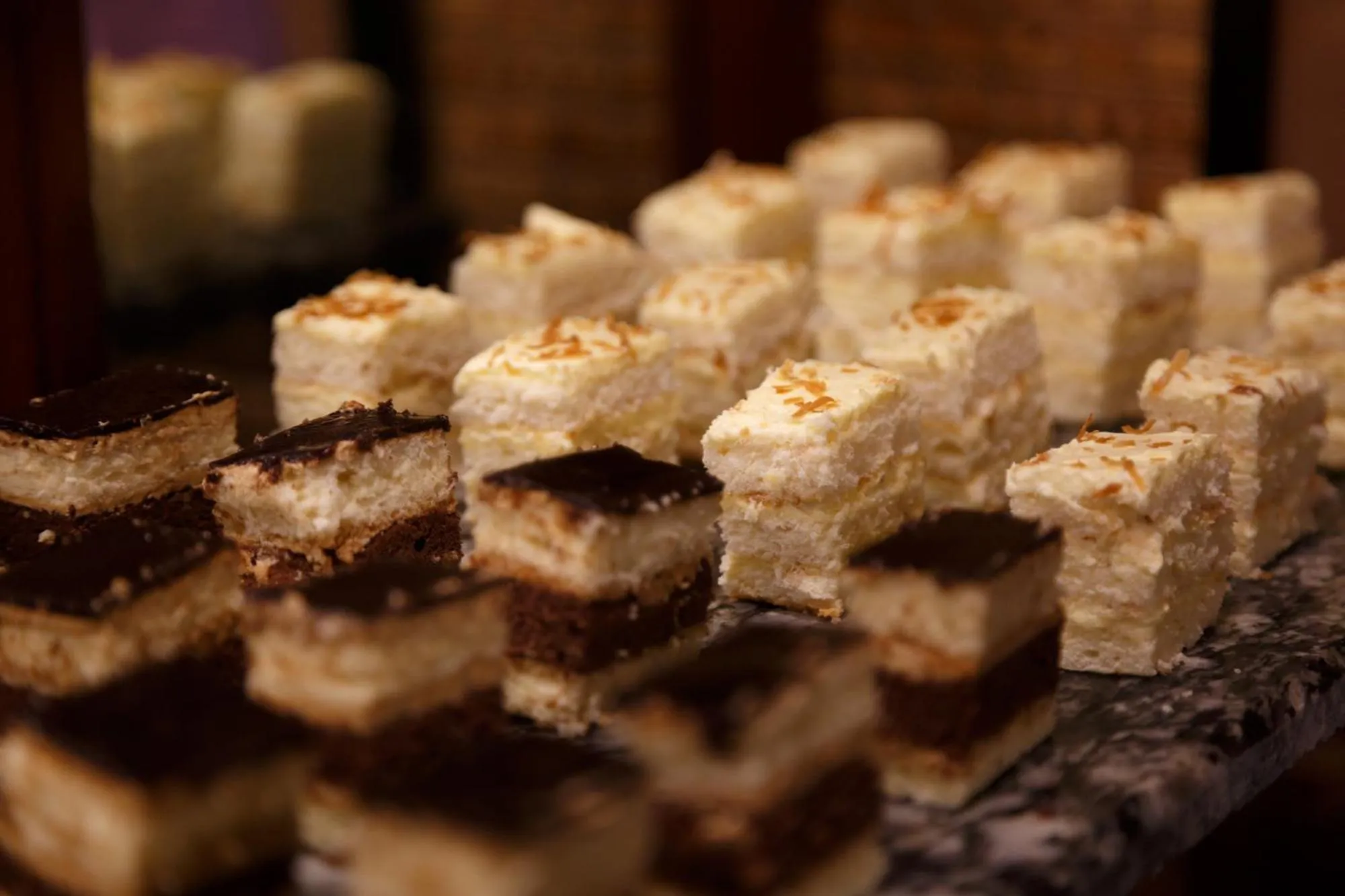 Food and drinks in Emeraude Classic Cruises