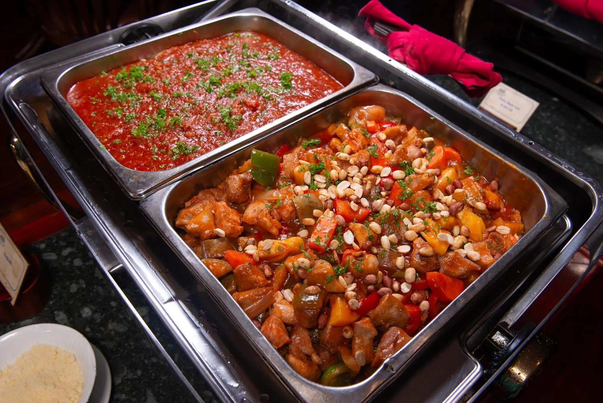 Dinner in Emeraude Classic Cruises