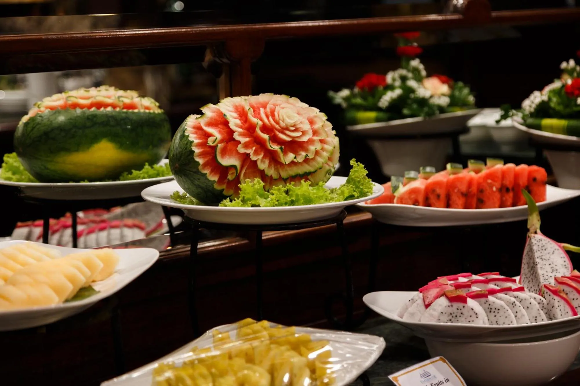 Food and drinks in Emeraude Classic Cruises