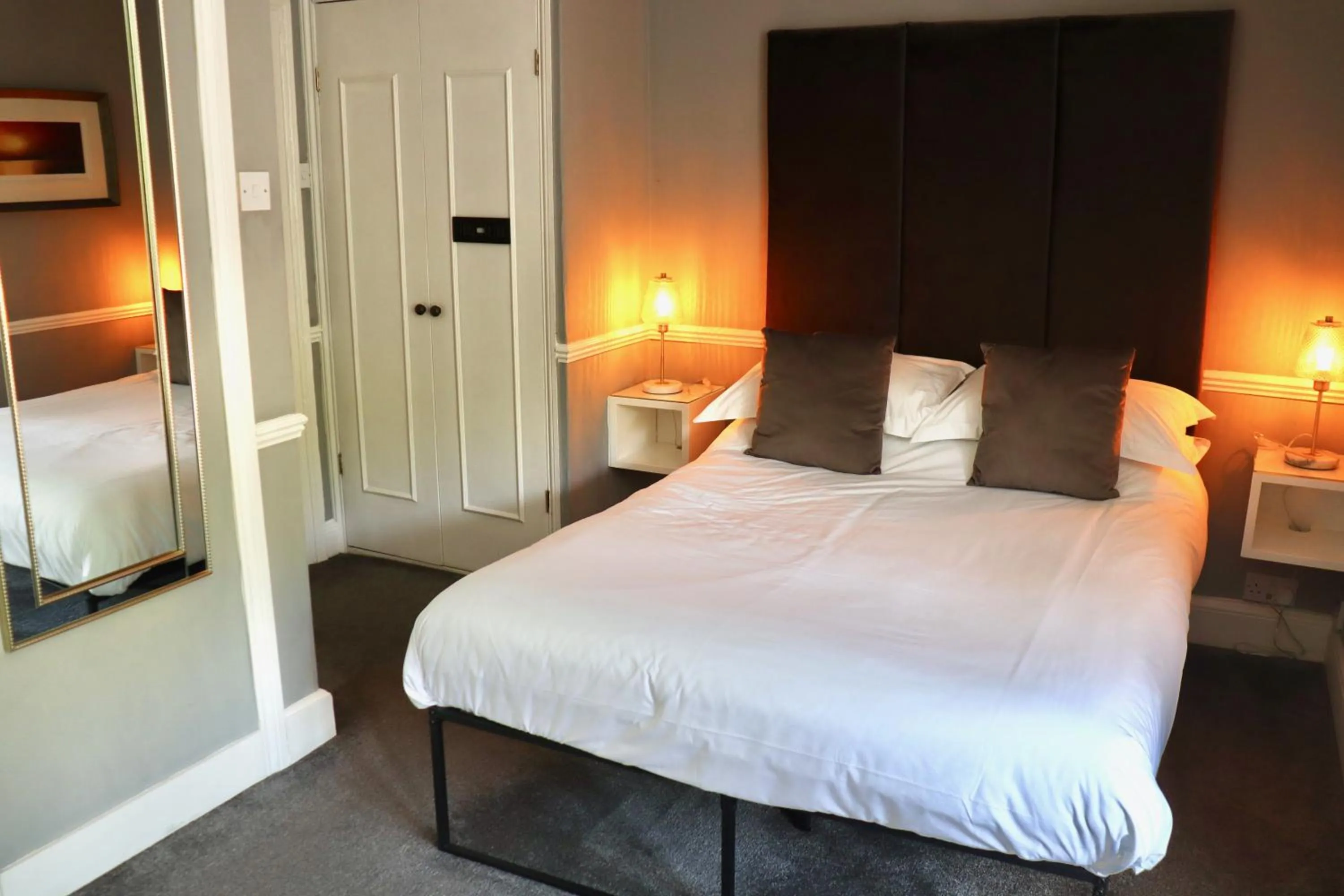 Balcony/Terrace, Bed in Colson House