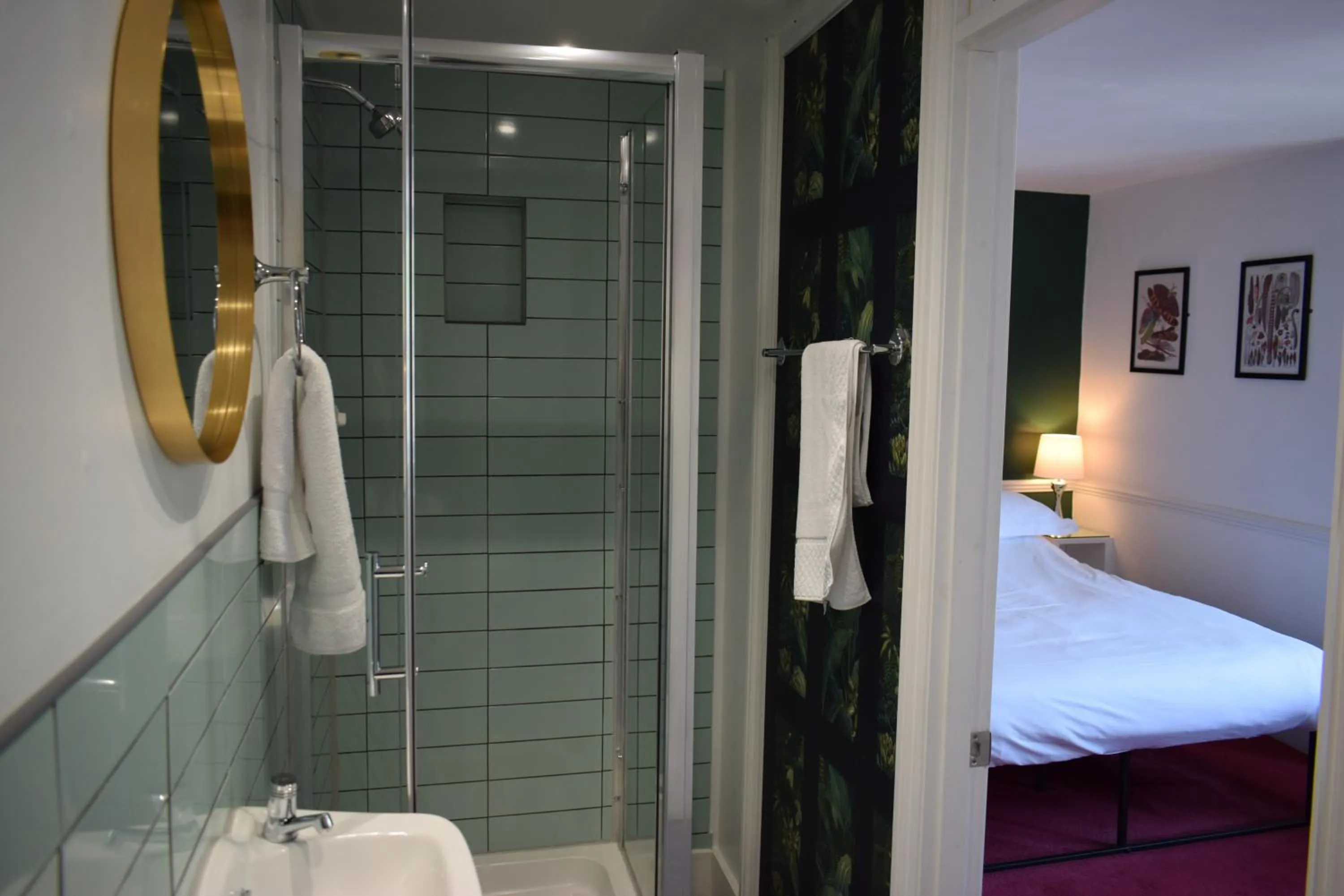 Shower, Bed in Colson House