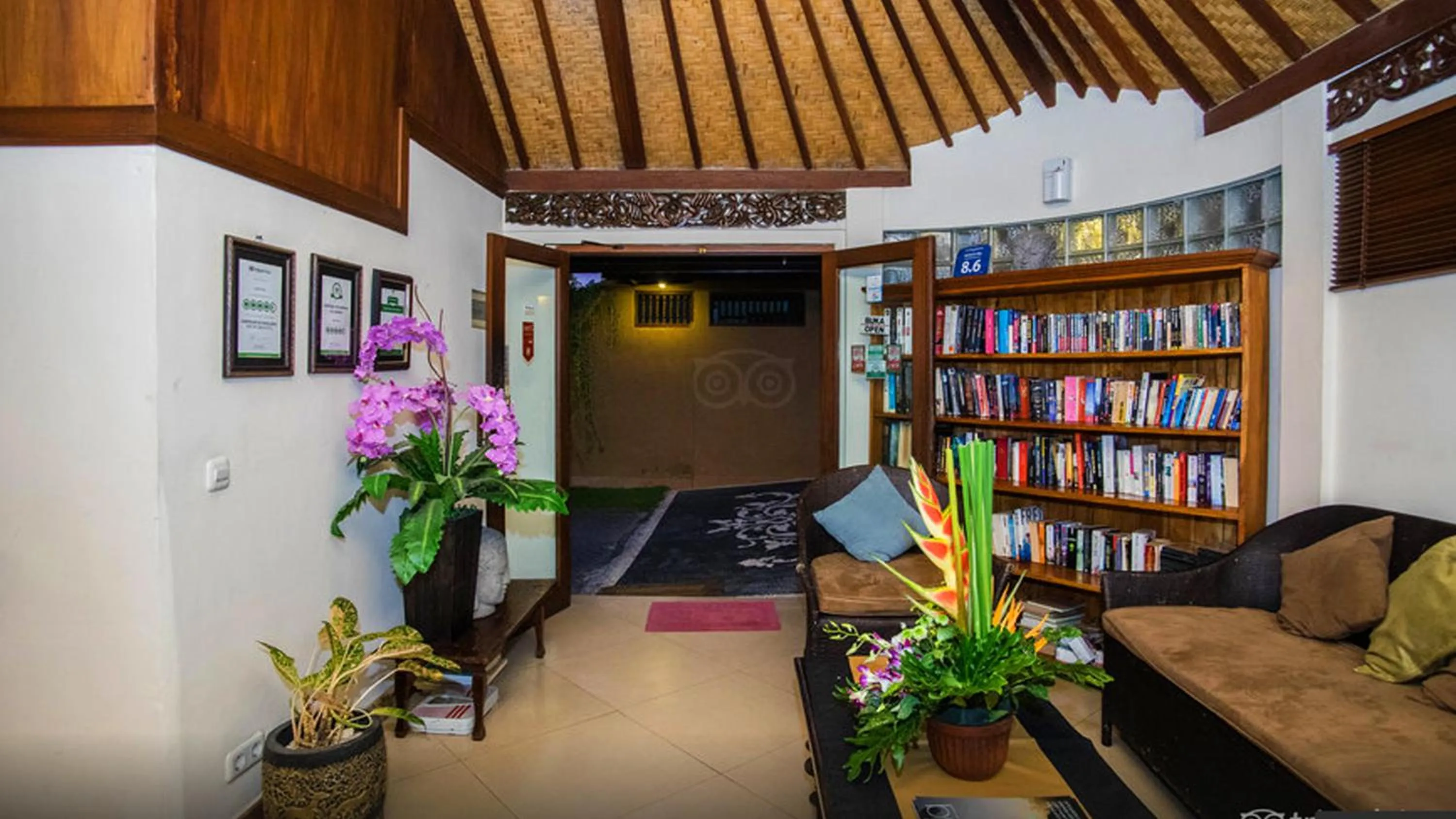 Library in Bali Dyana Villas