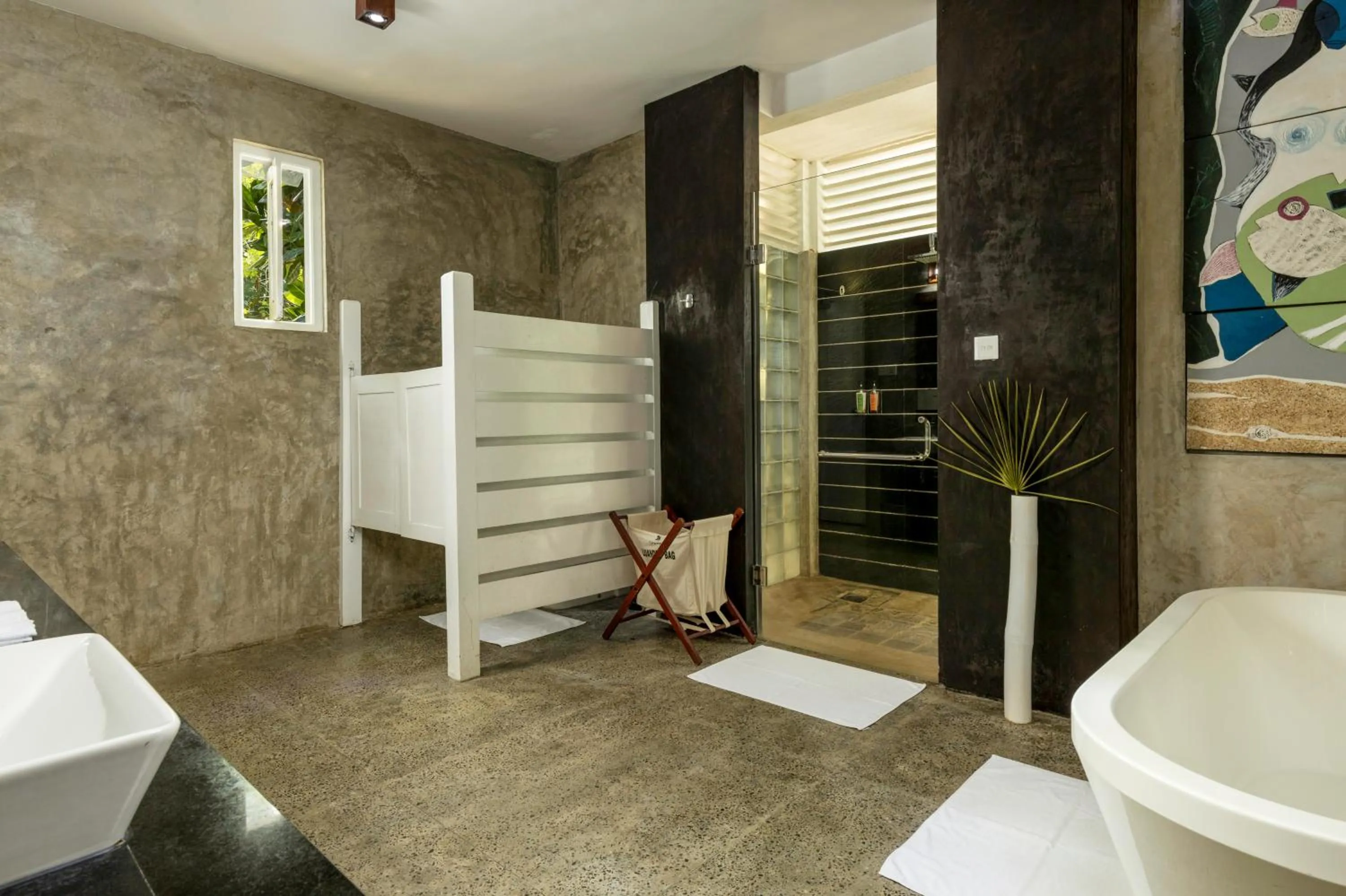 Bathroom in Maalu Maalu Resort & Spa - Thema Collection