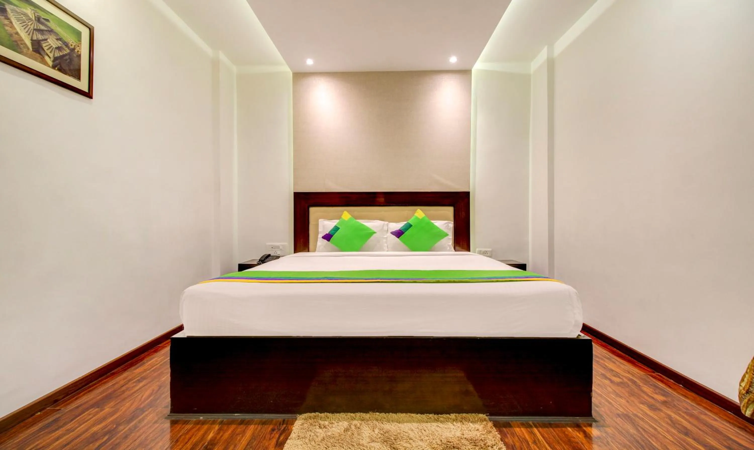 Bedroom, Bed in Treebo The Sai Leela Suites