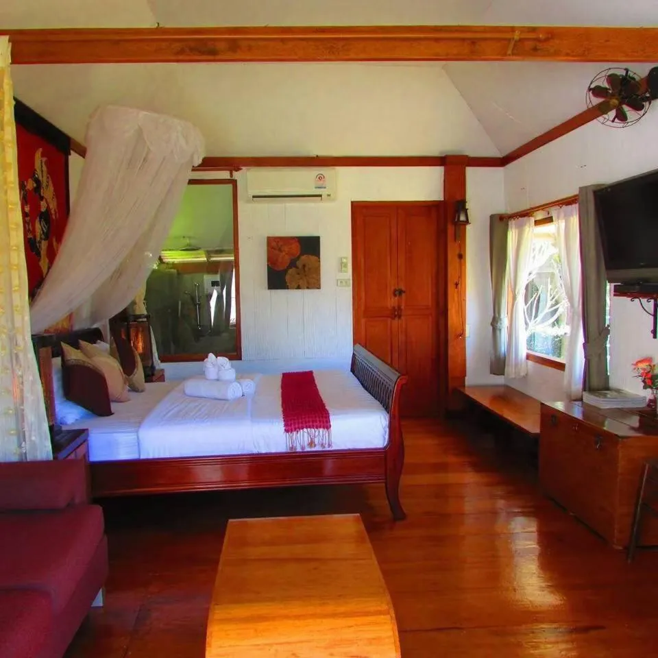 Bed in Vimarnkiri Resort