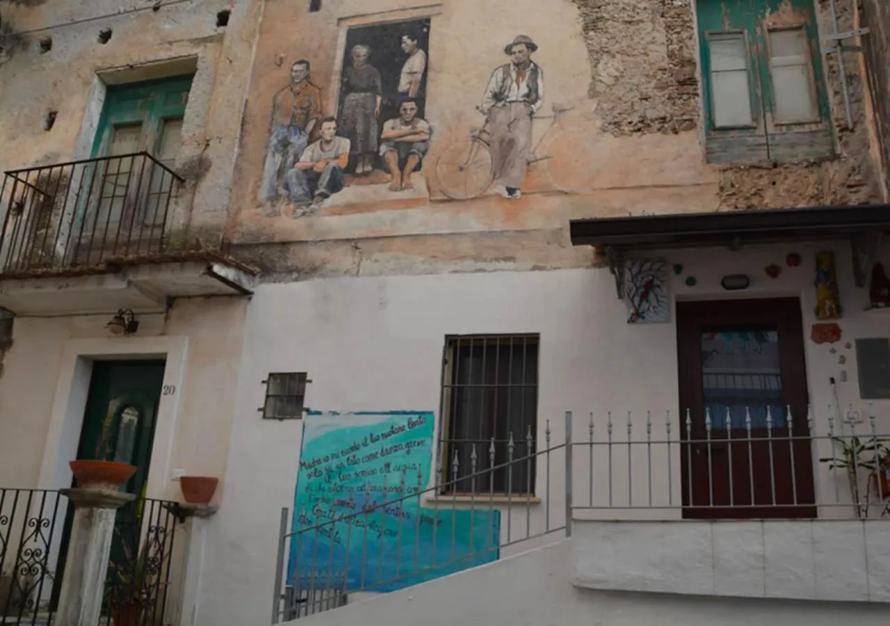 Nearby landmark in B&B dei Murales