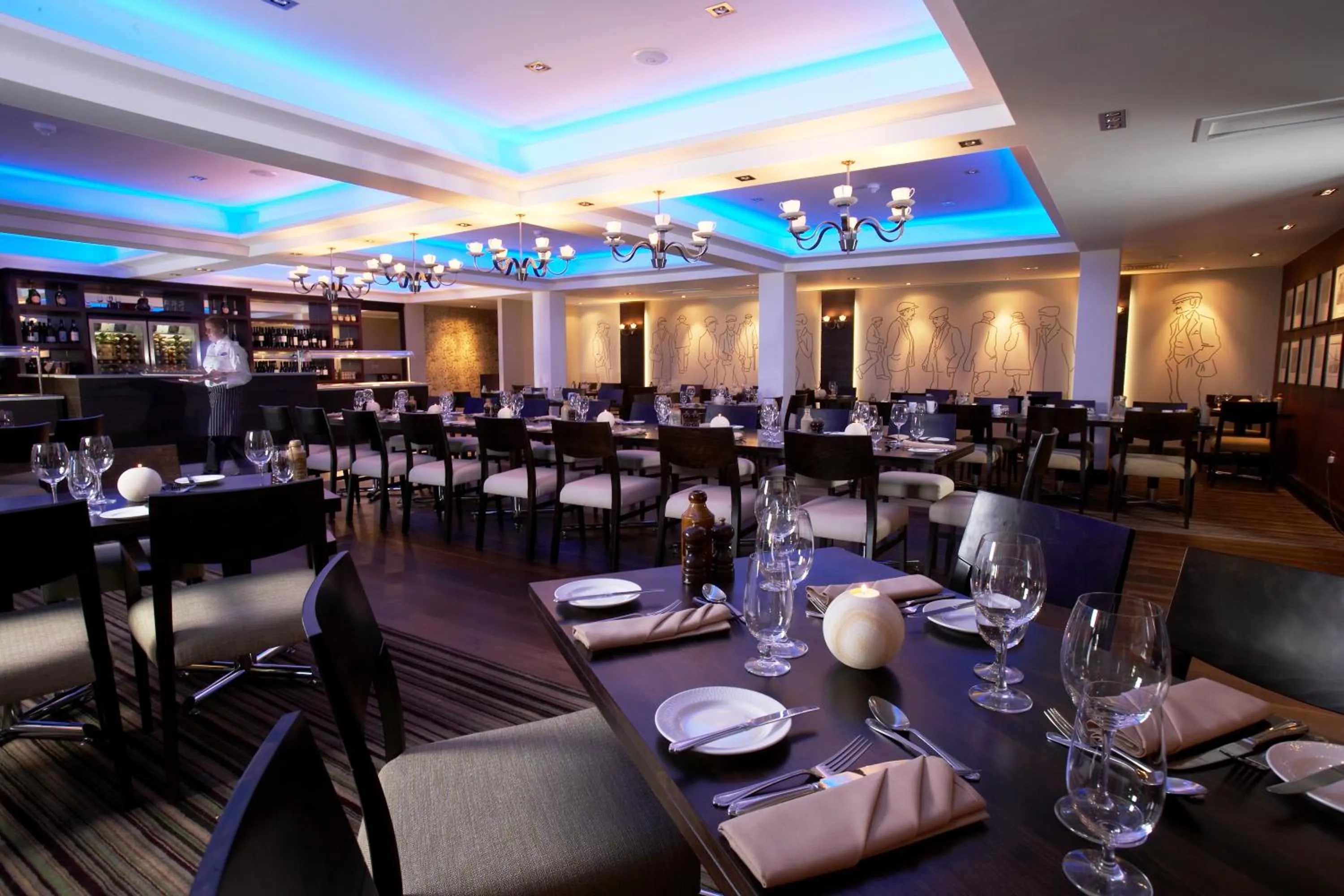 Restaurant/places to eat in Lancaster House Hotel