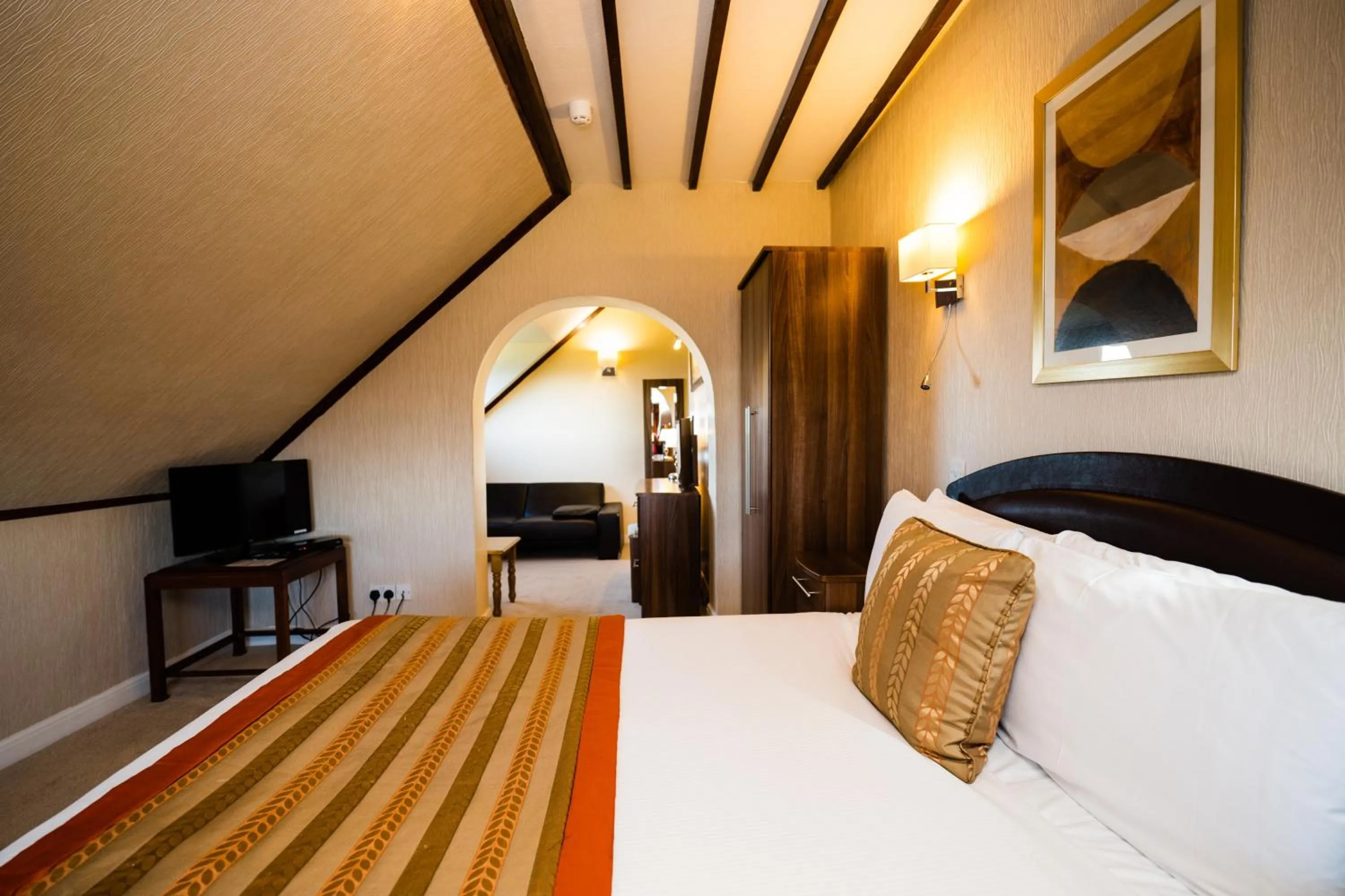 Bed in Raven Hall Hotel