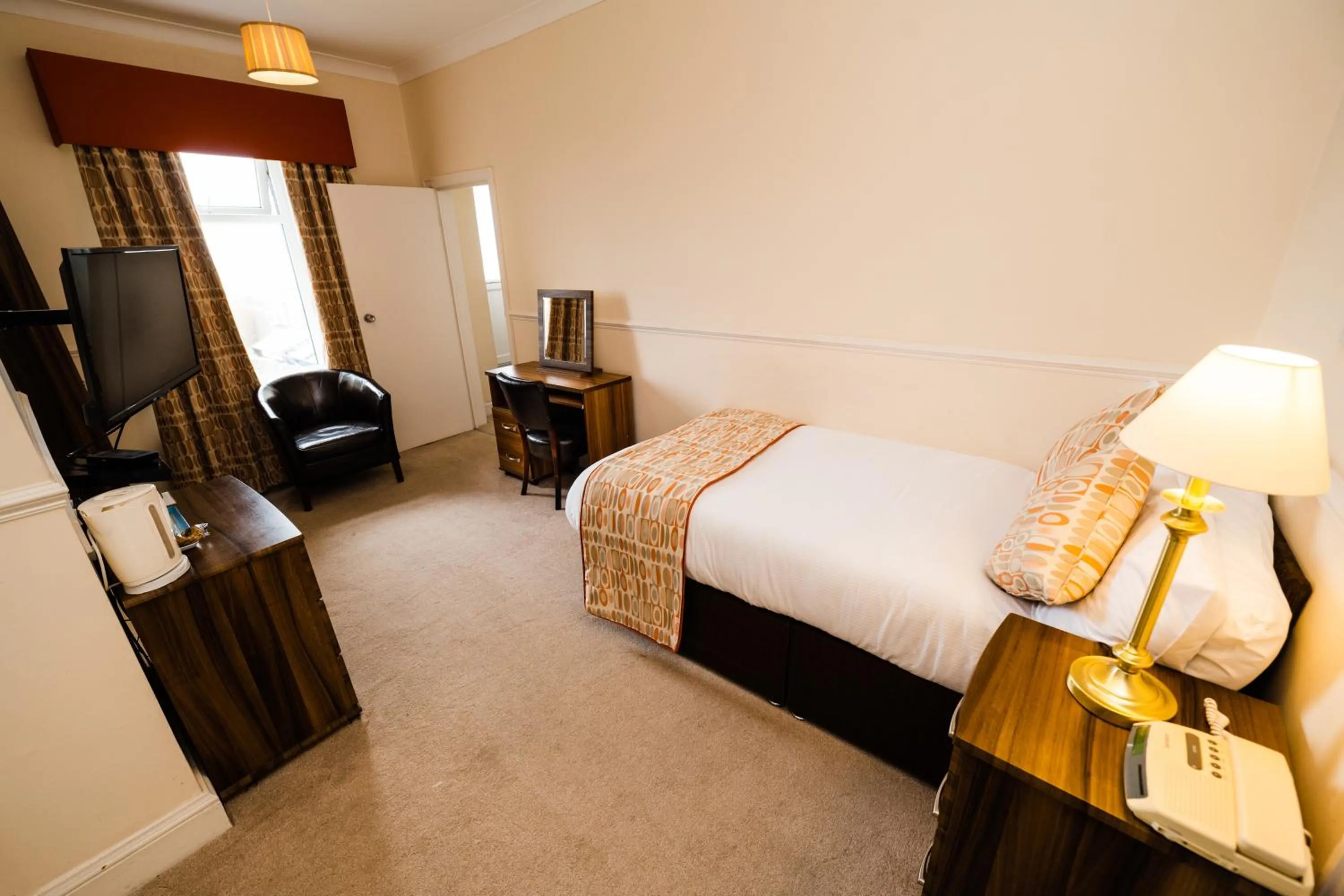 Bed in Grand Villa Heights