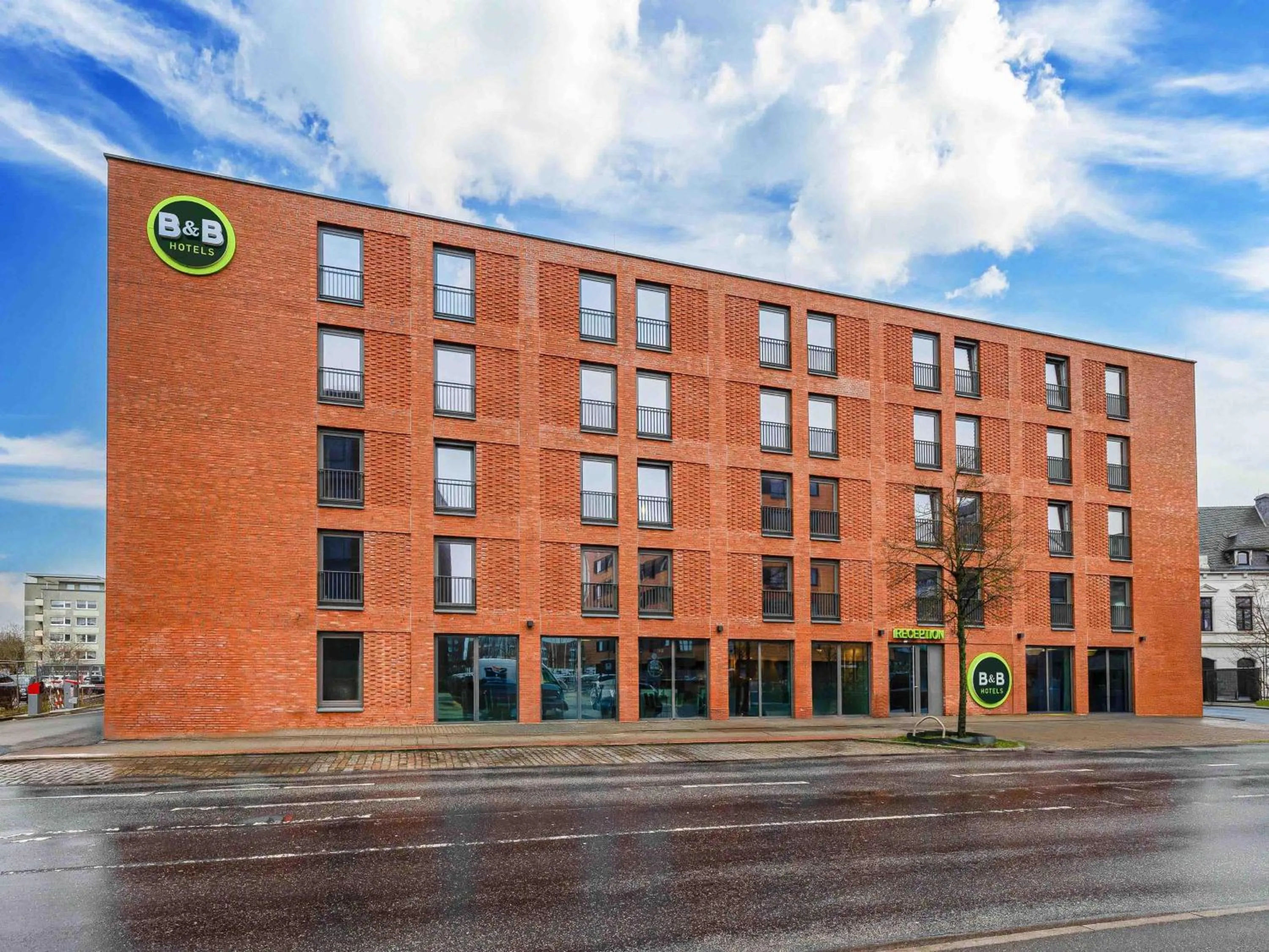 Property building in B&B Hotel Bremerhaven