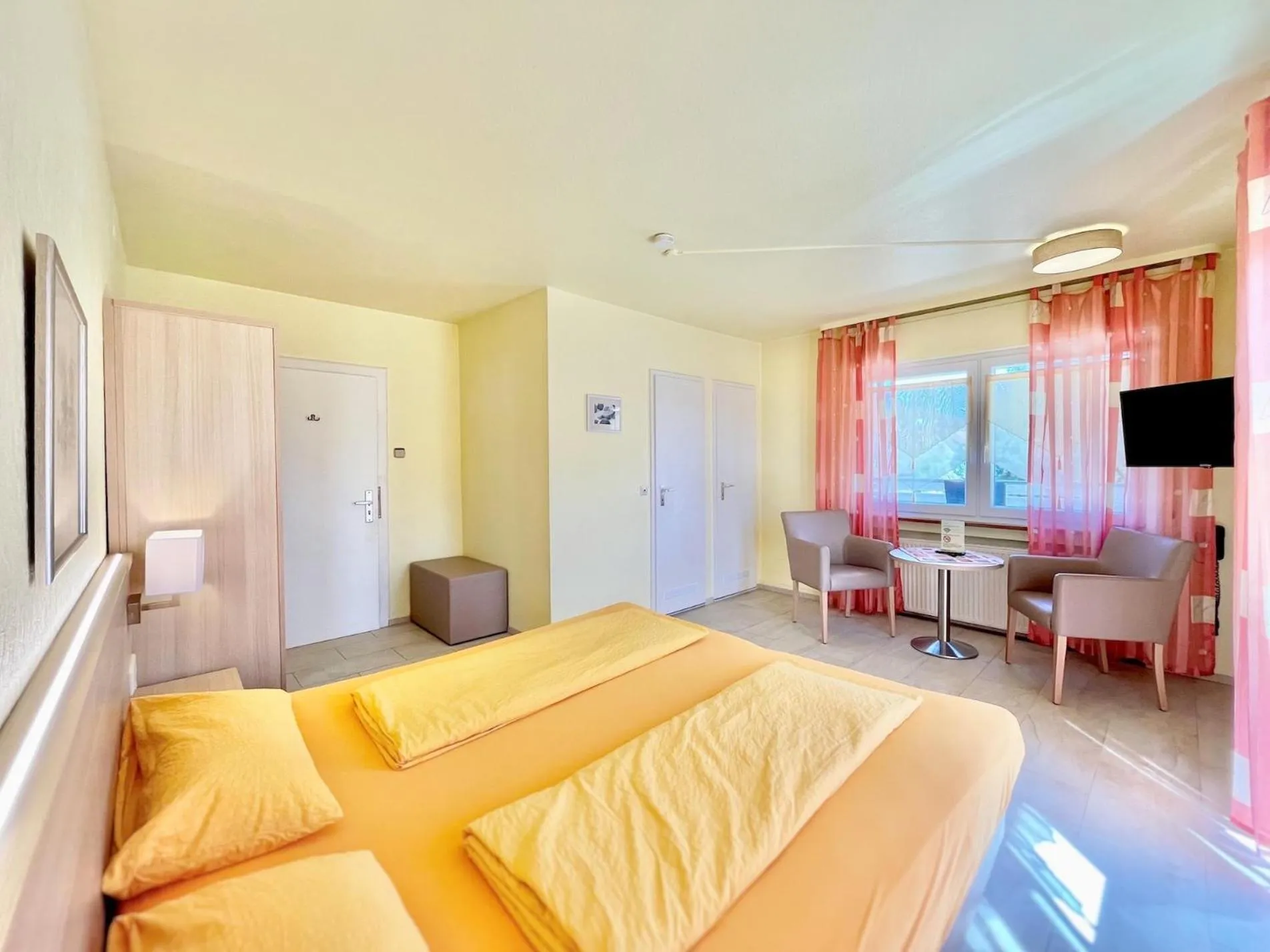 Photo of the whole room, Bed in Hotel-Heilsberg