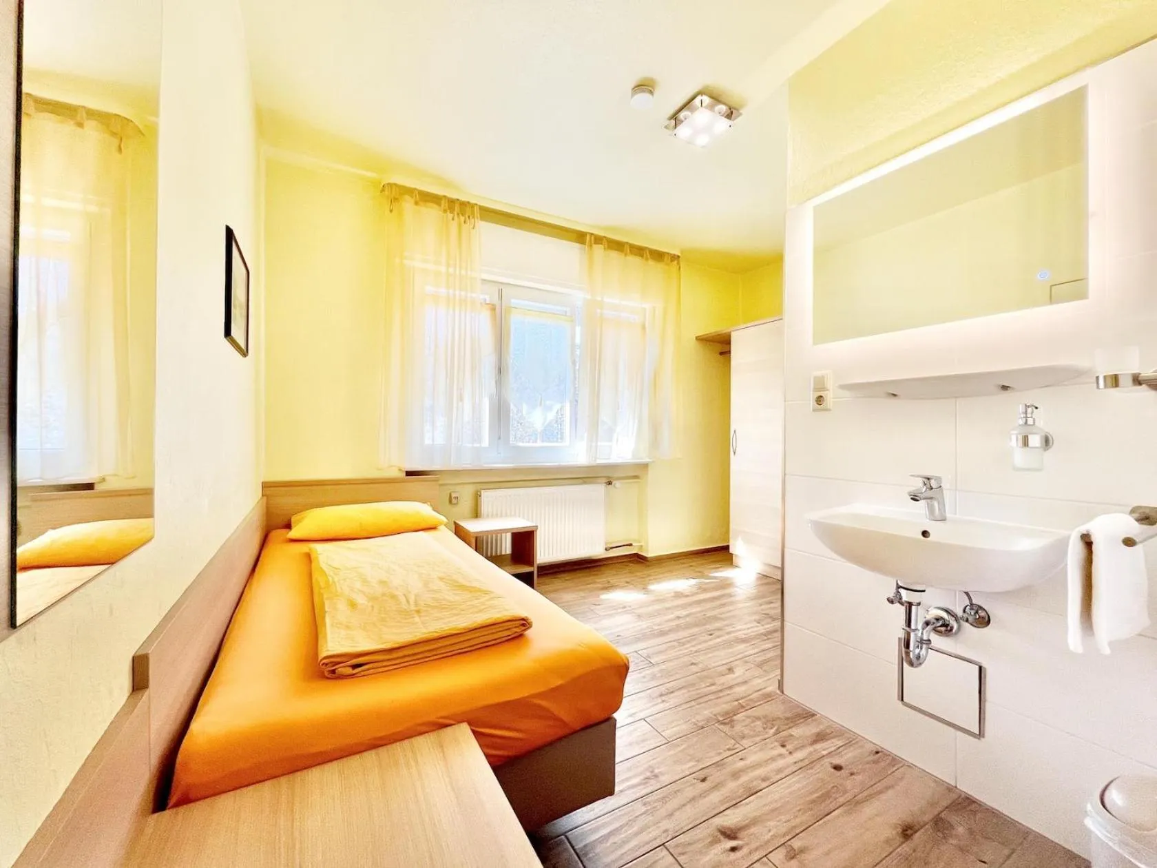 Bed in Hotel-Heilsberg