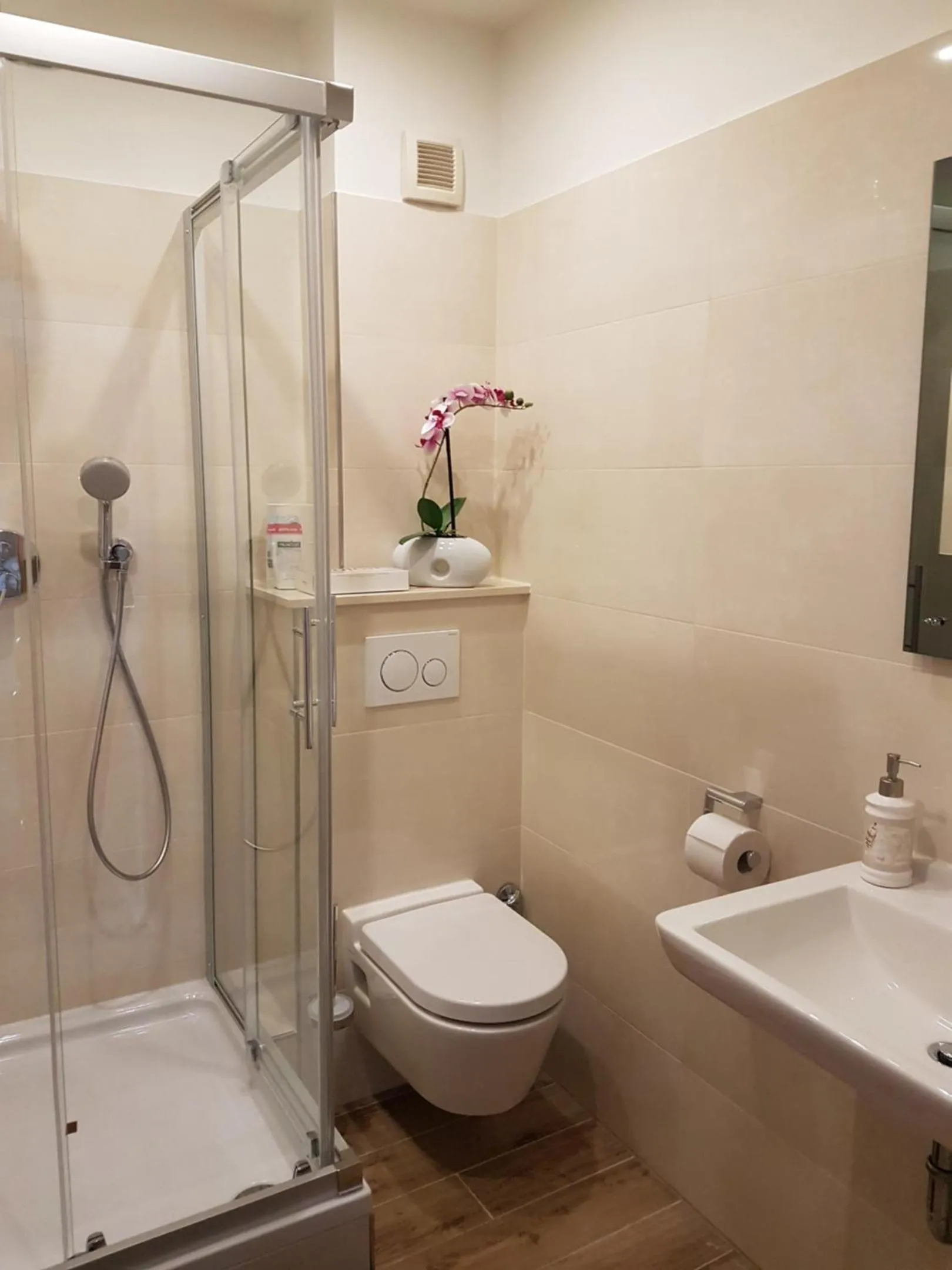 Bathroom in Hotel Eigelstein