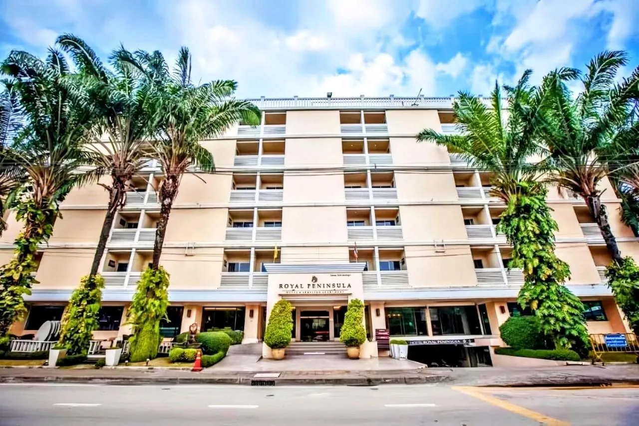 Property building in Royal Peninsula Hotel Chiangmai