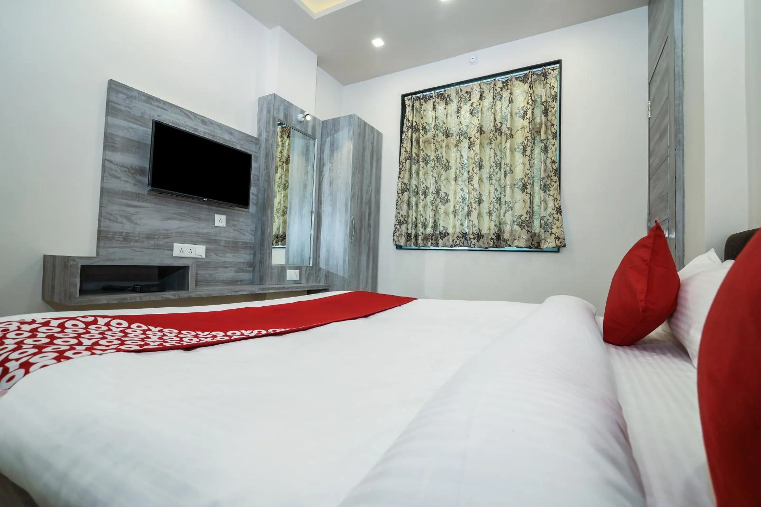 Super Hotel O Pushkar Talhati