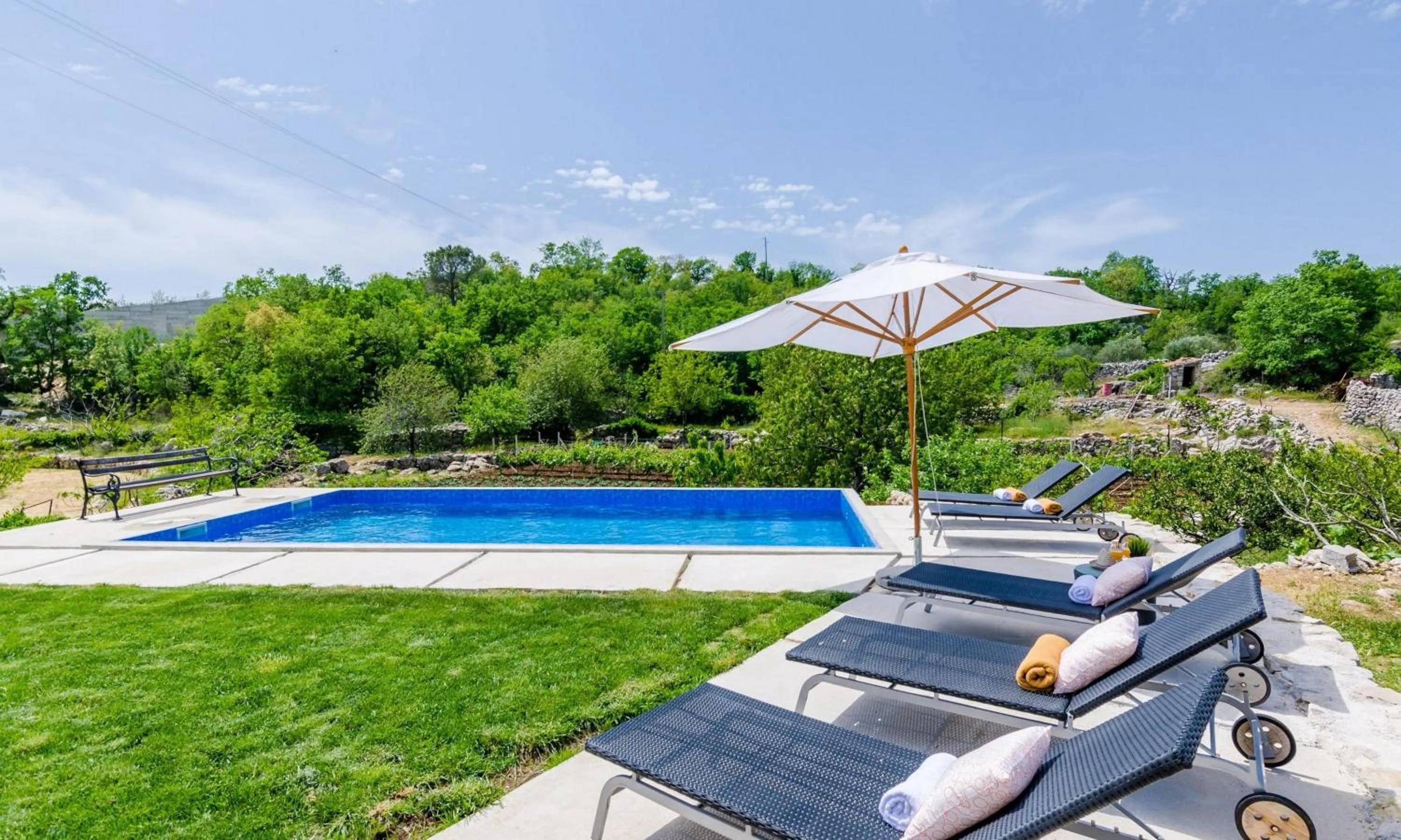 Swimming pool in Villa Majkovica
