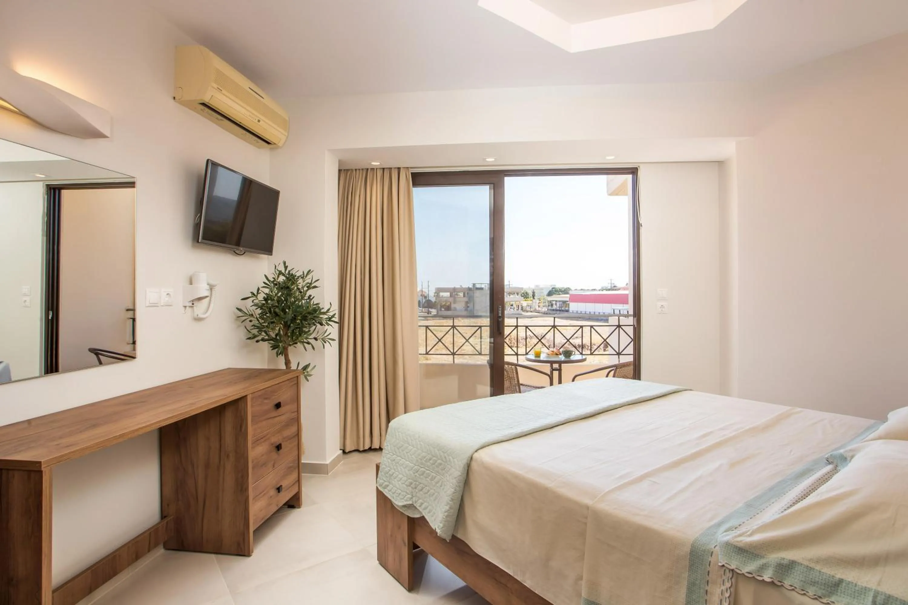 TV and multimedia, Bed in Casa Lyristis