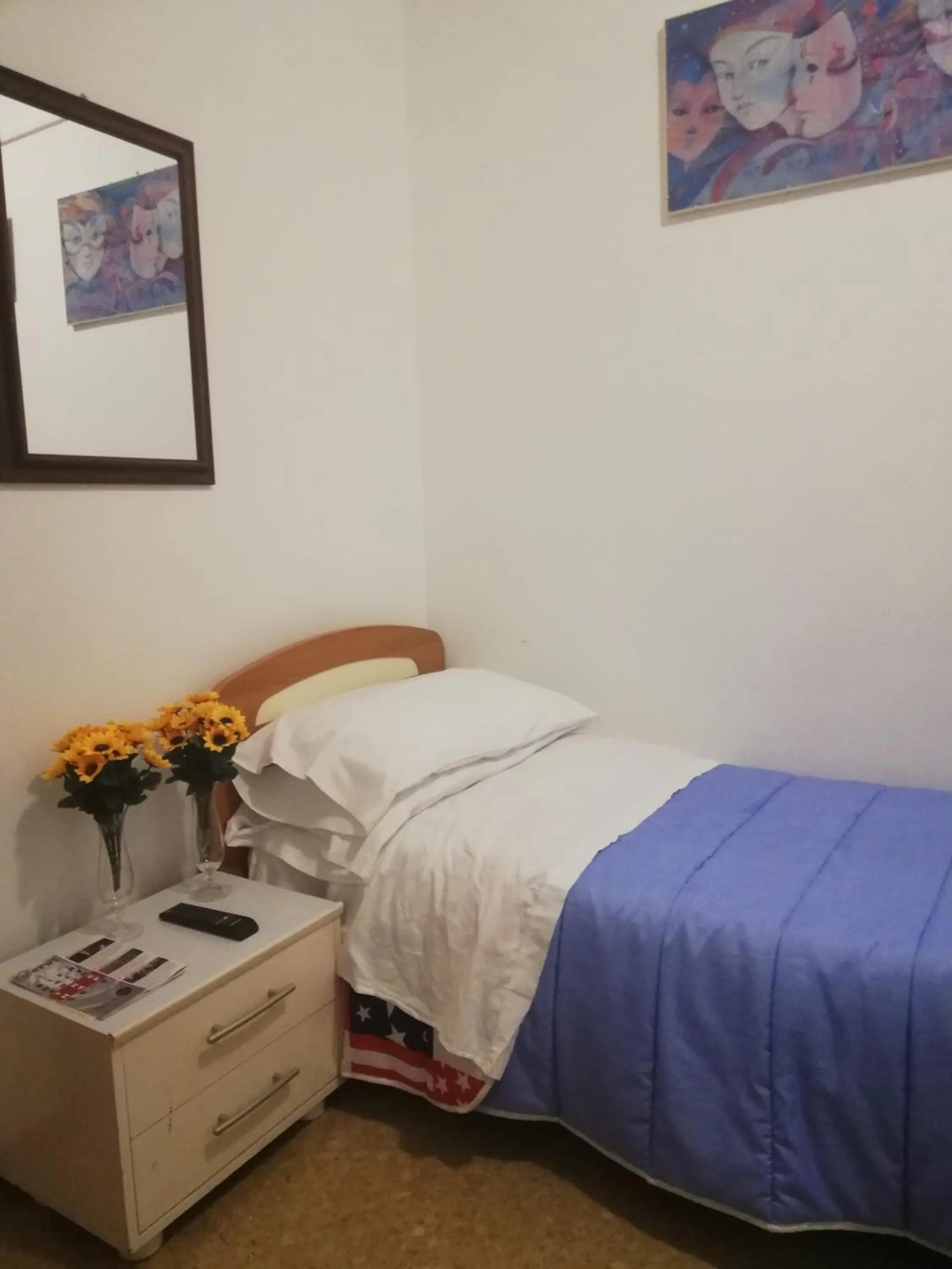 Bed in Venice Best Vacation