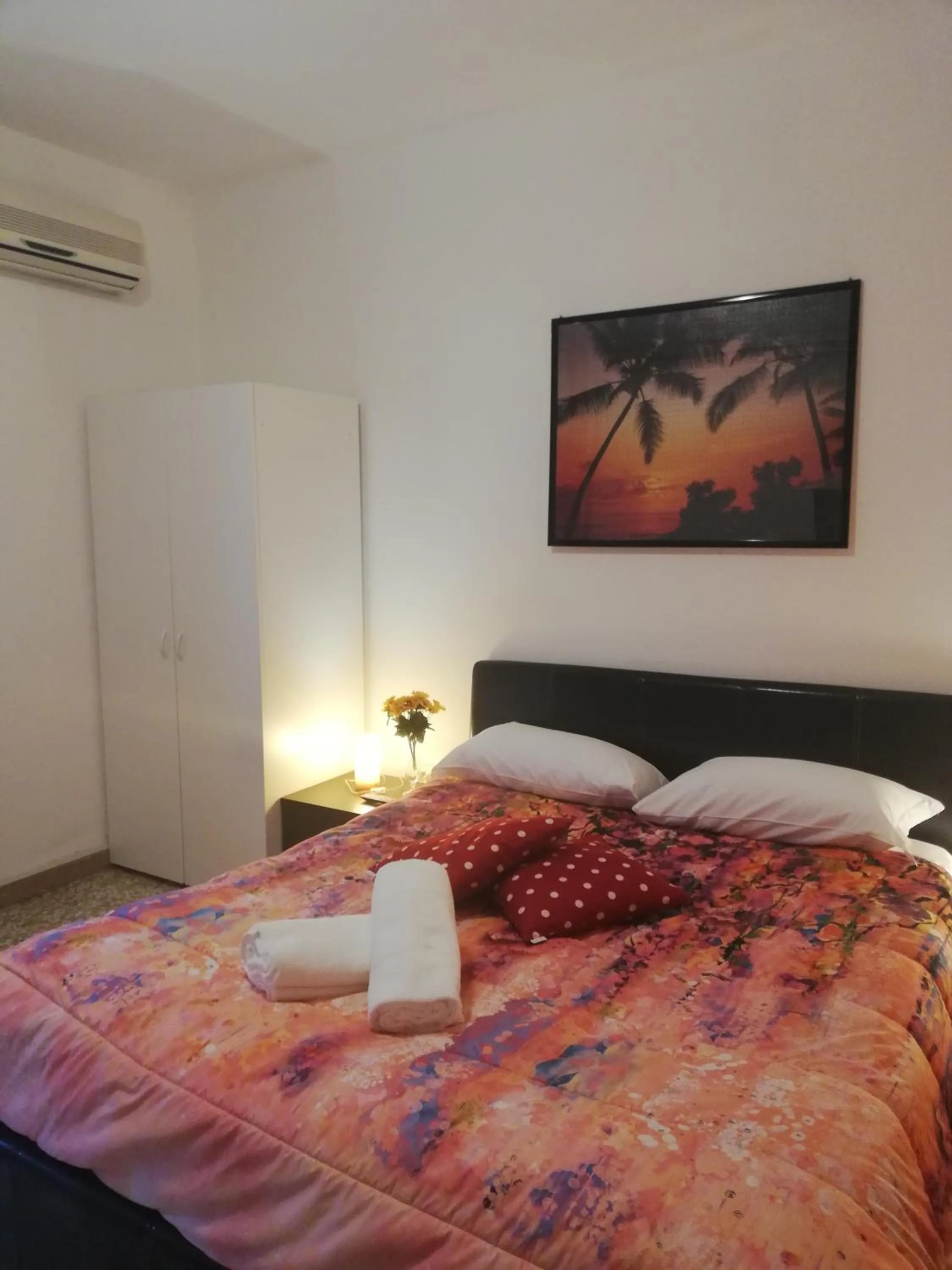 Bed in Venice Best Vacation