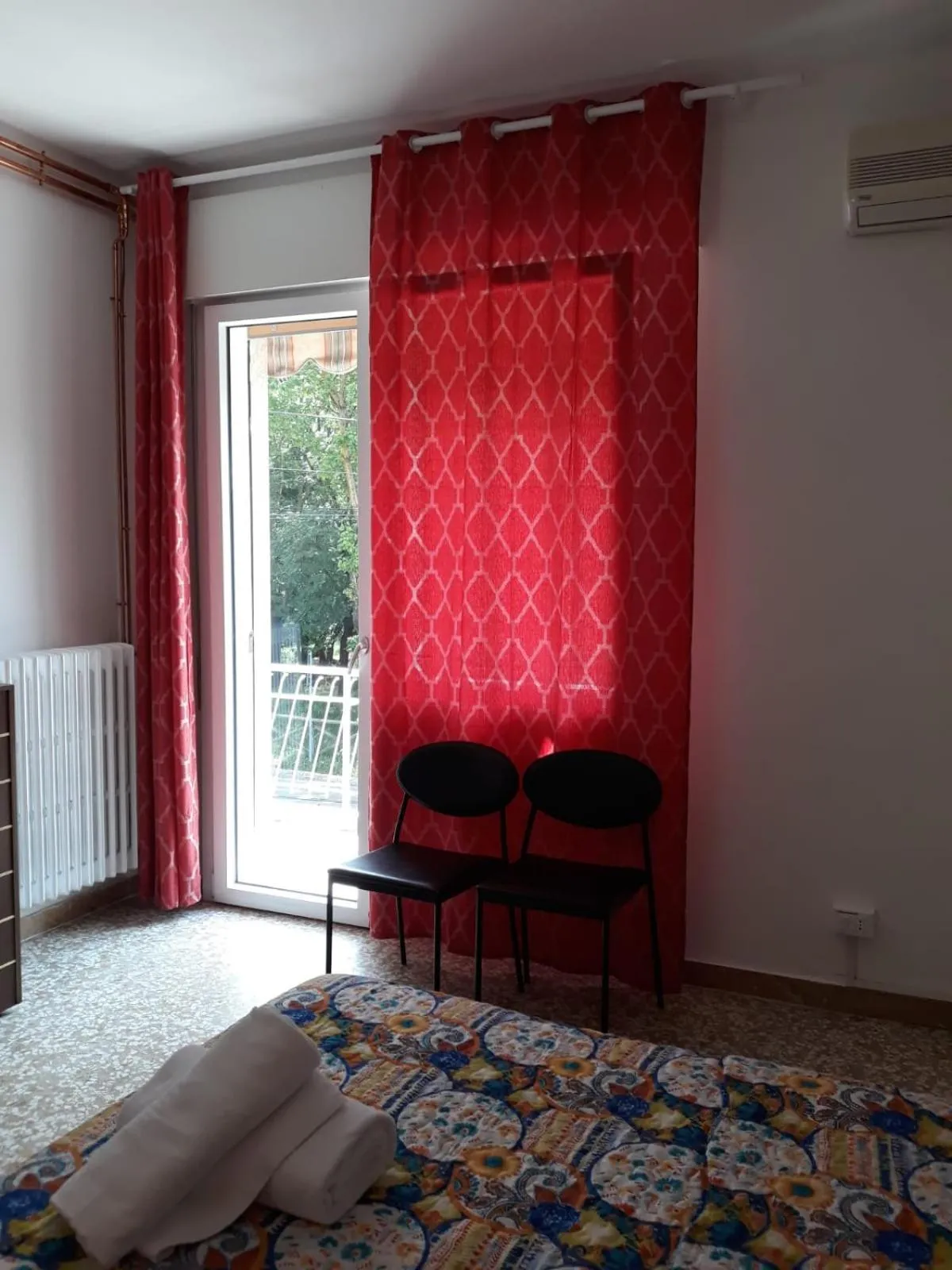 Street view, Bed in Venice Best Vacation