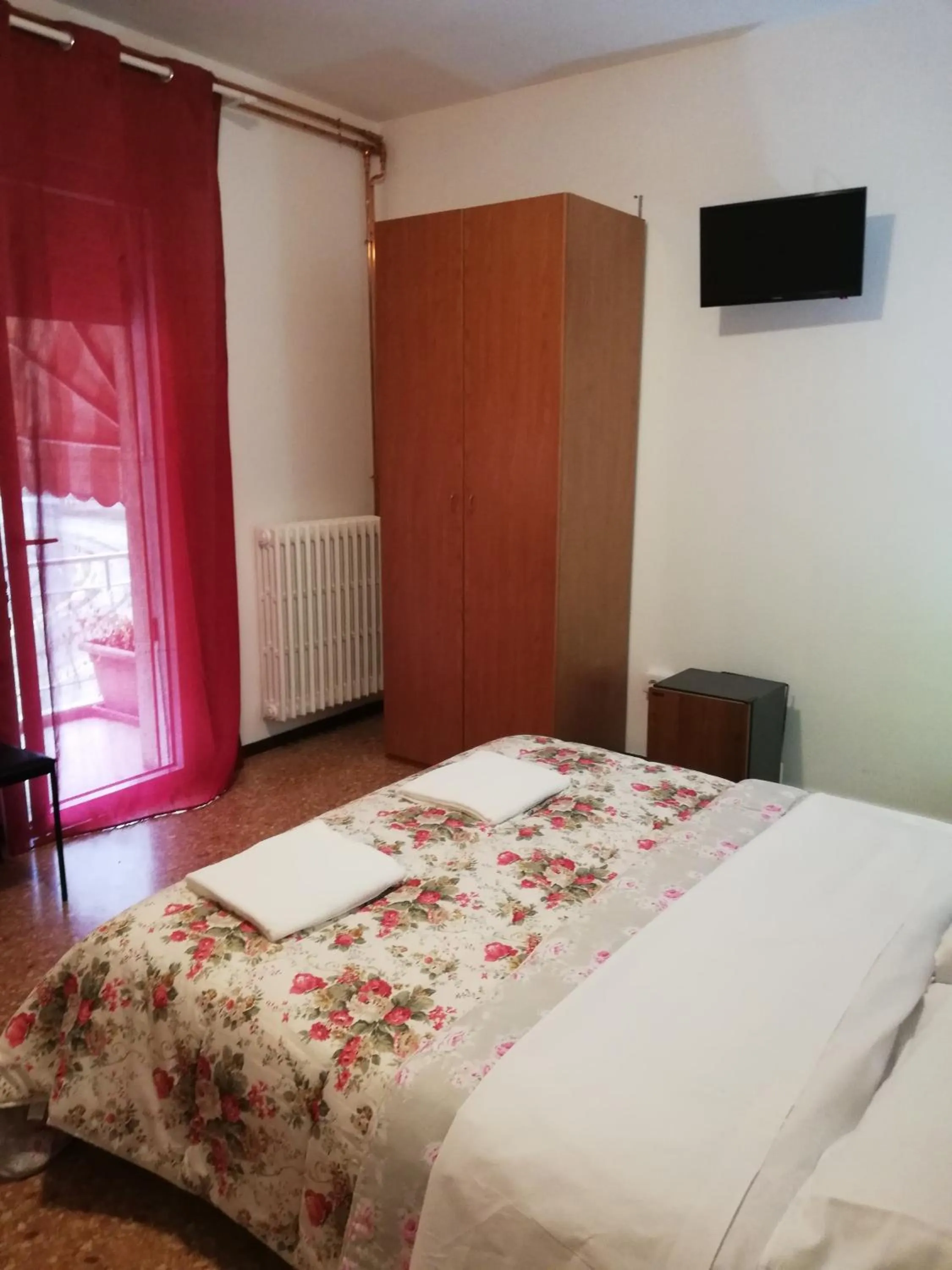 Bed in Venice Best Vacation