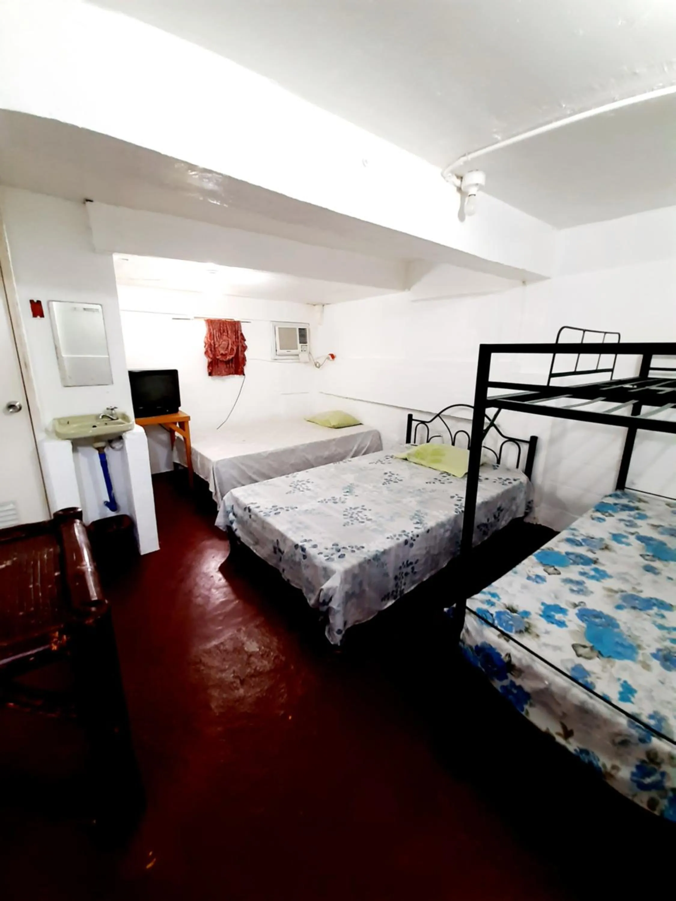 Bed in Antipolo Budget Hostel,Family Rooms