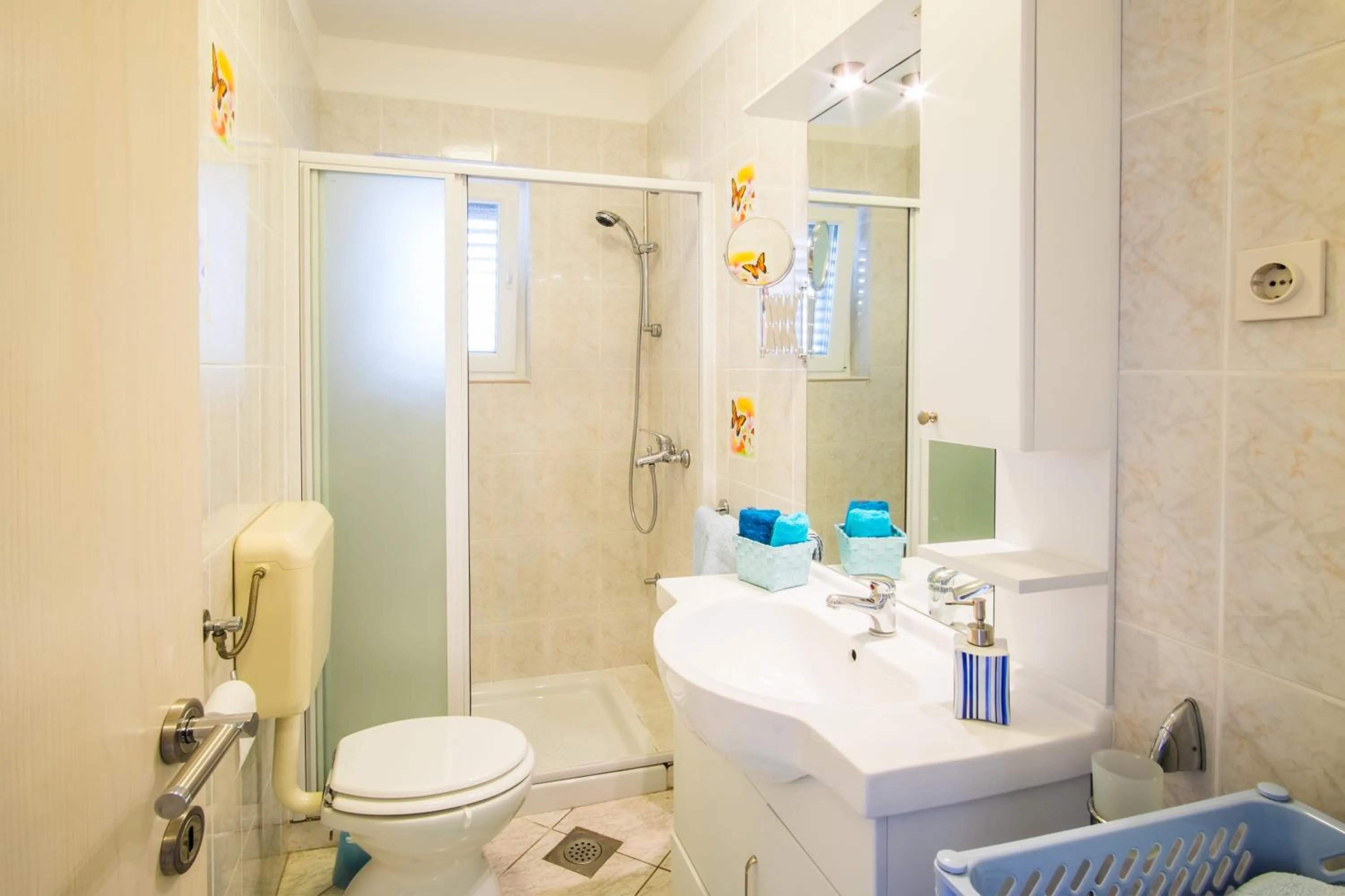 Bathroom in Apartments Stasic