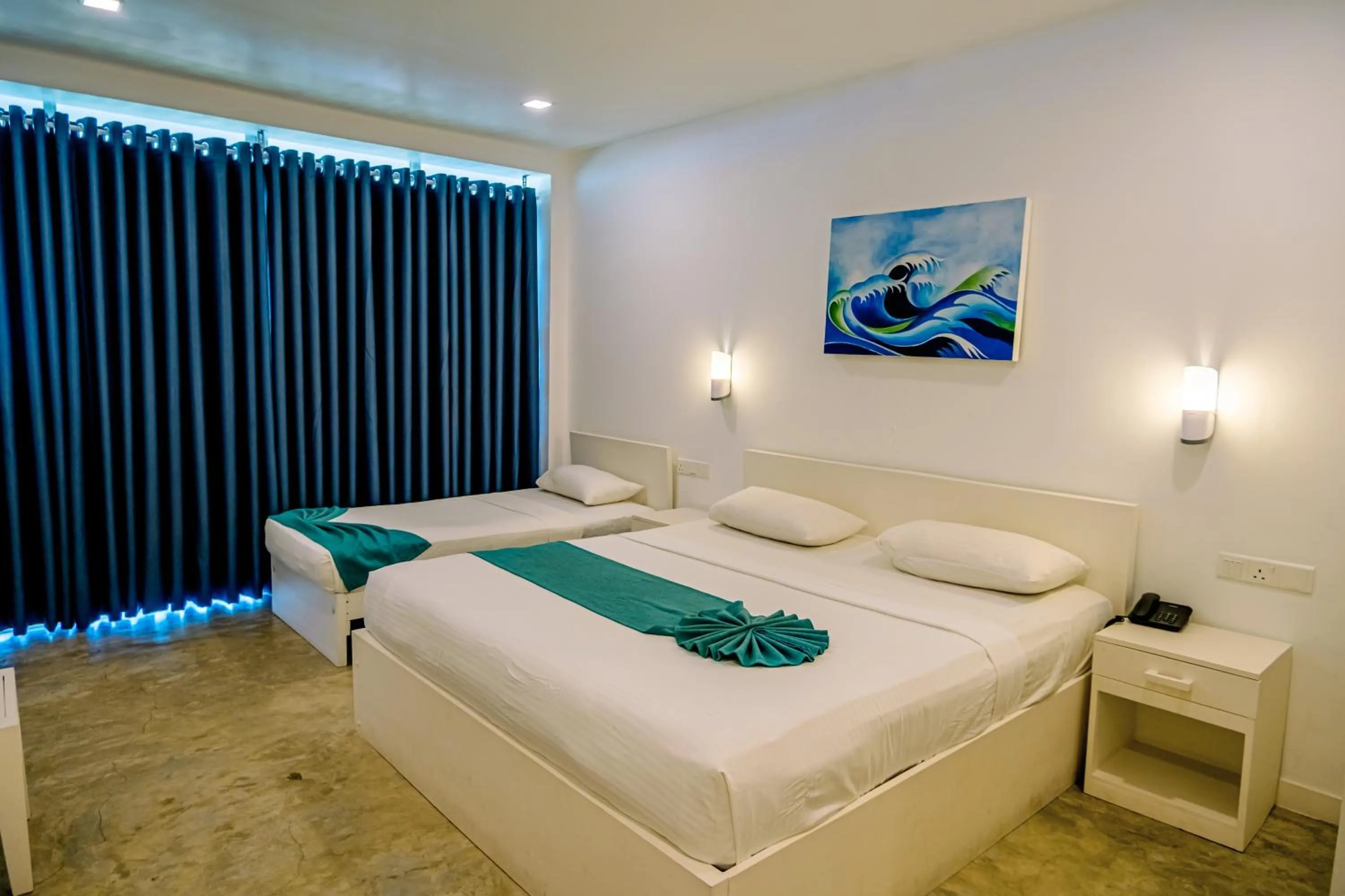 Bed in Somerset Mirissa Beach