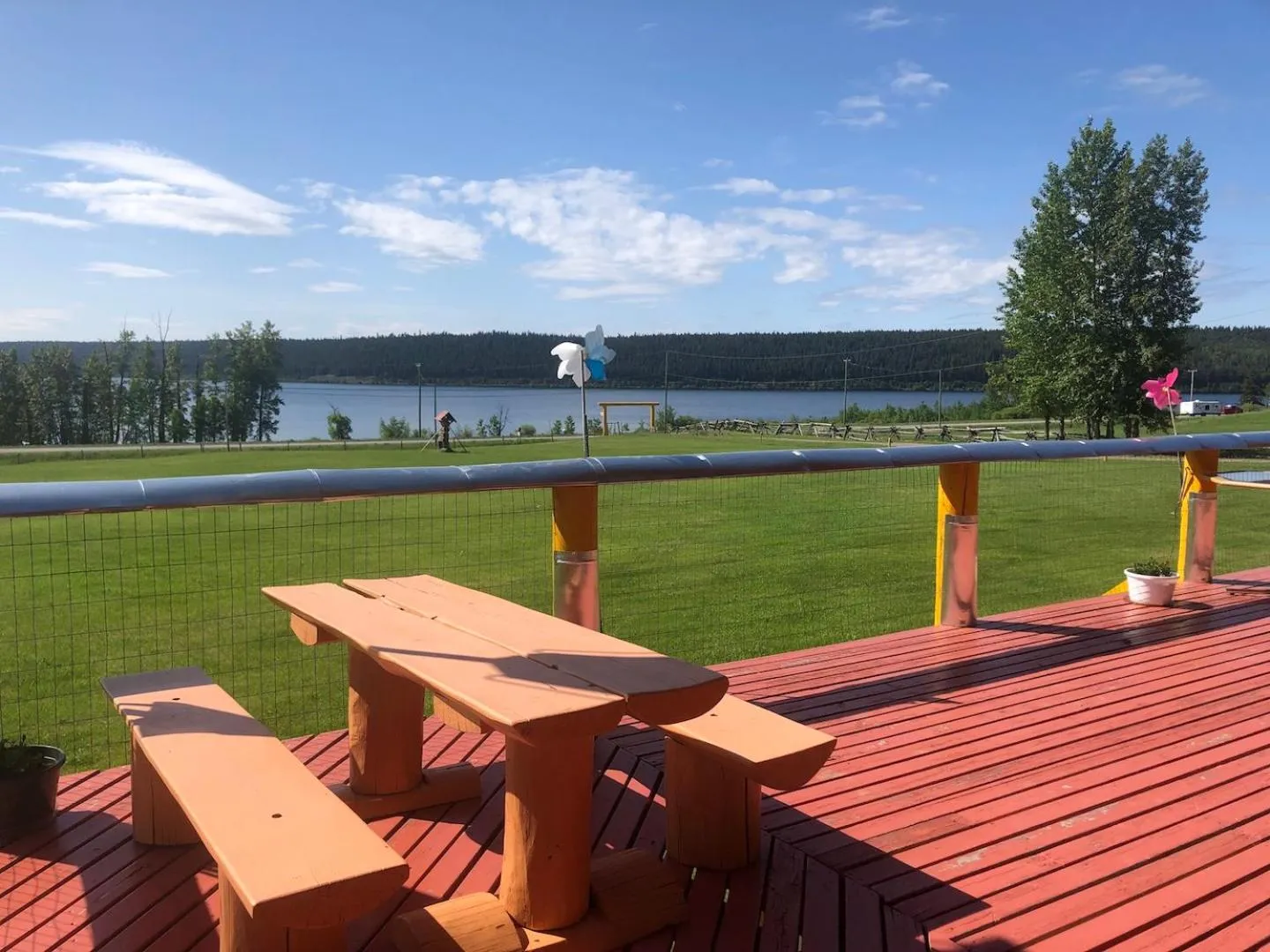 Day in Cariboo Log Guest House