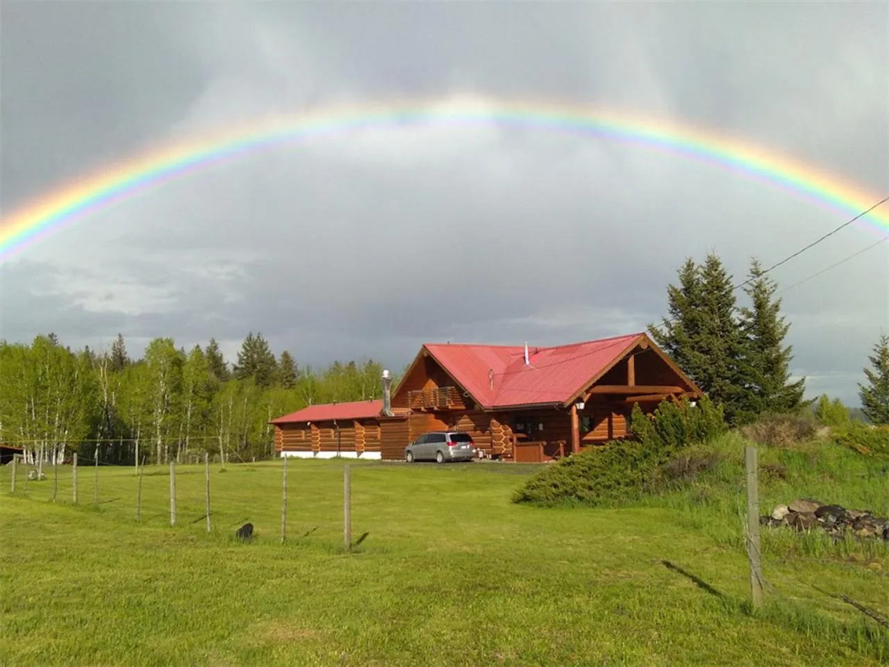 Property building in Cariboo Log Guest House