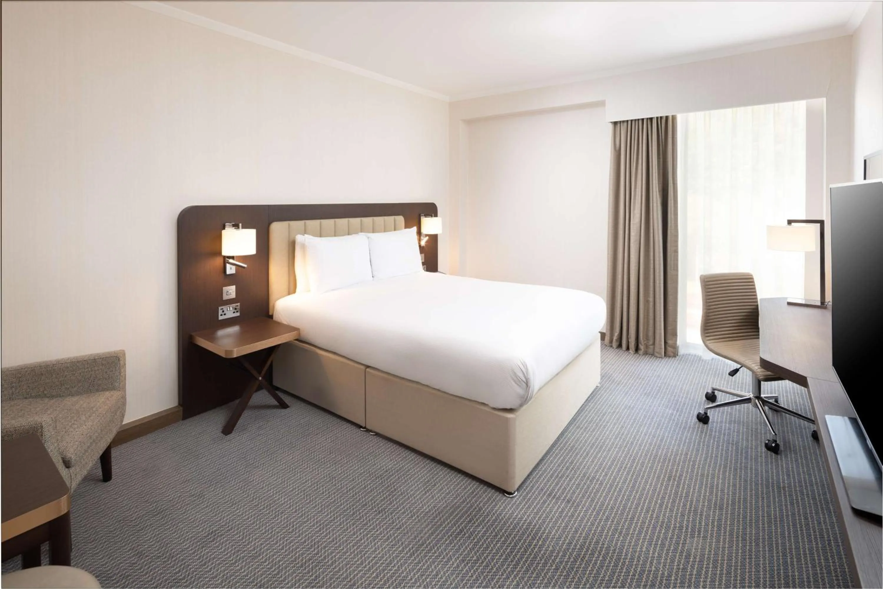 Bed in Hilton London Gatwick Airport