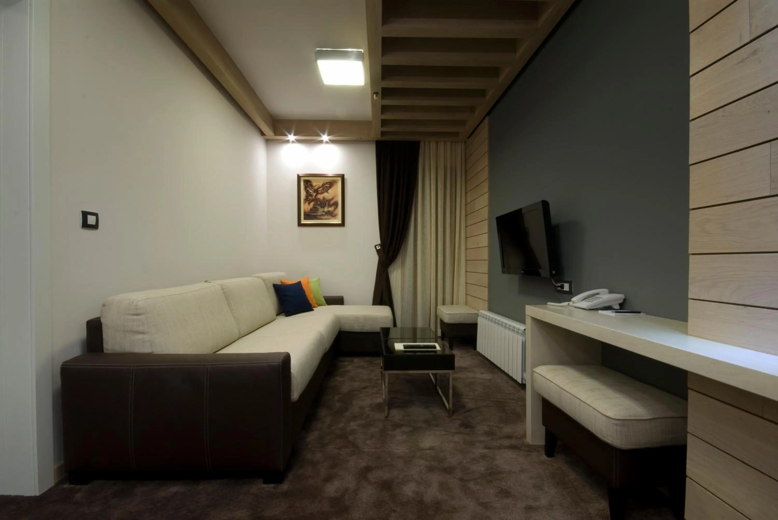 Living room, Bed in Hotel Soa