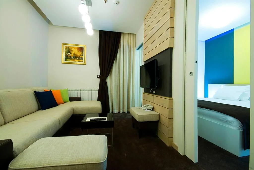 TV and multimedia in Hotel Soa