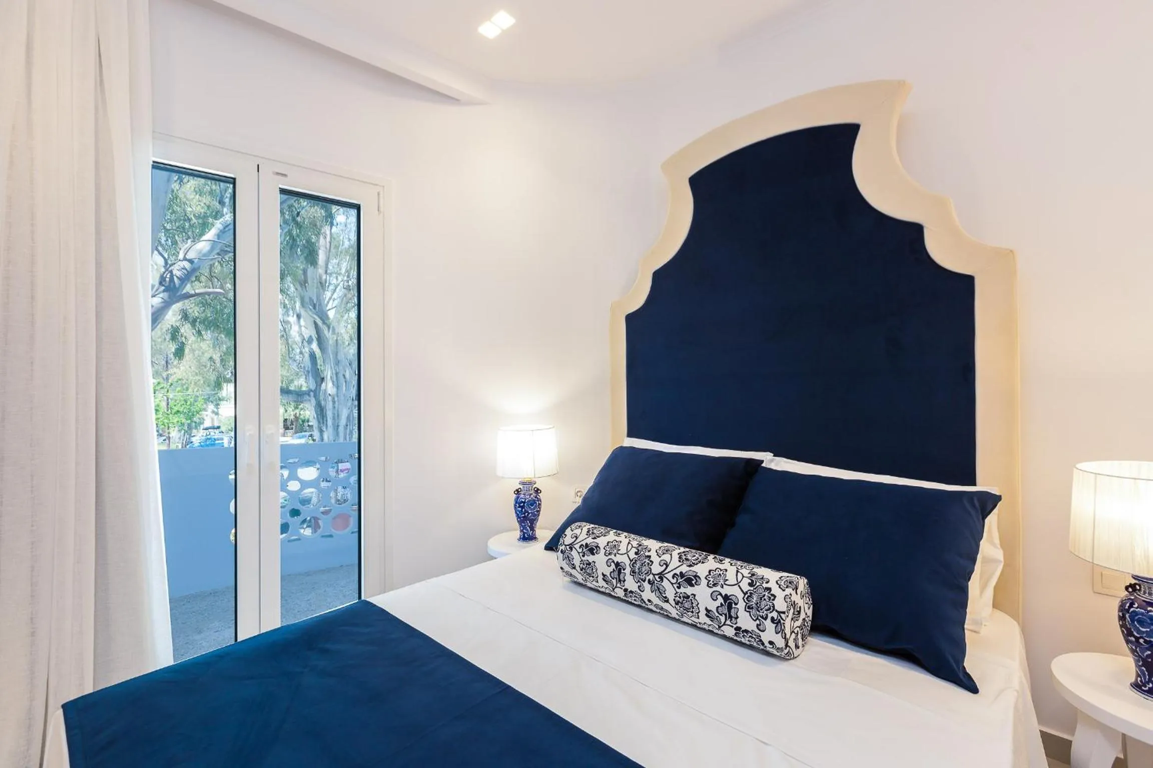 Bedroom, Bed in Georgioupolis Plaza Suites