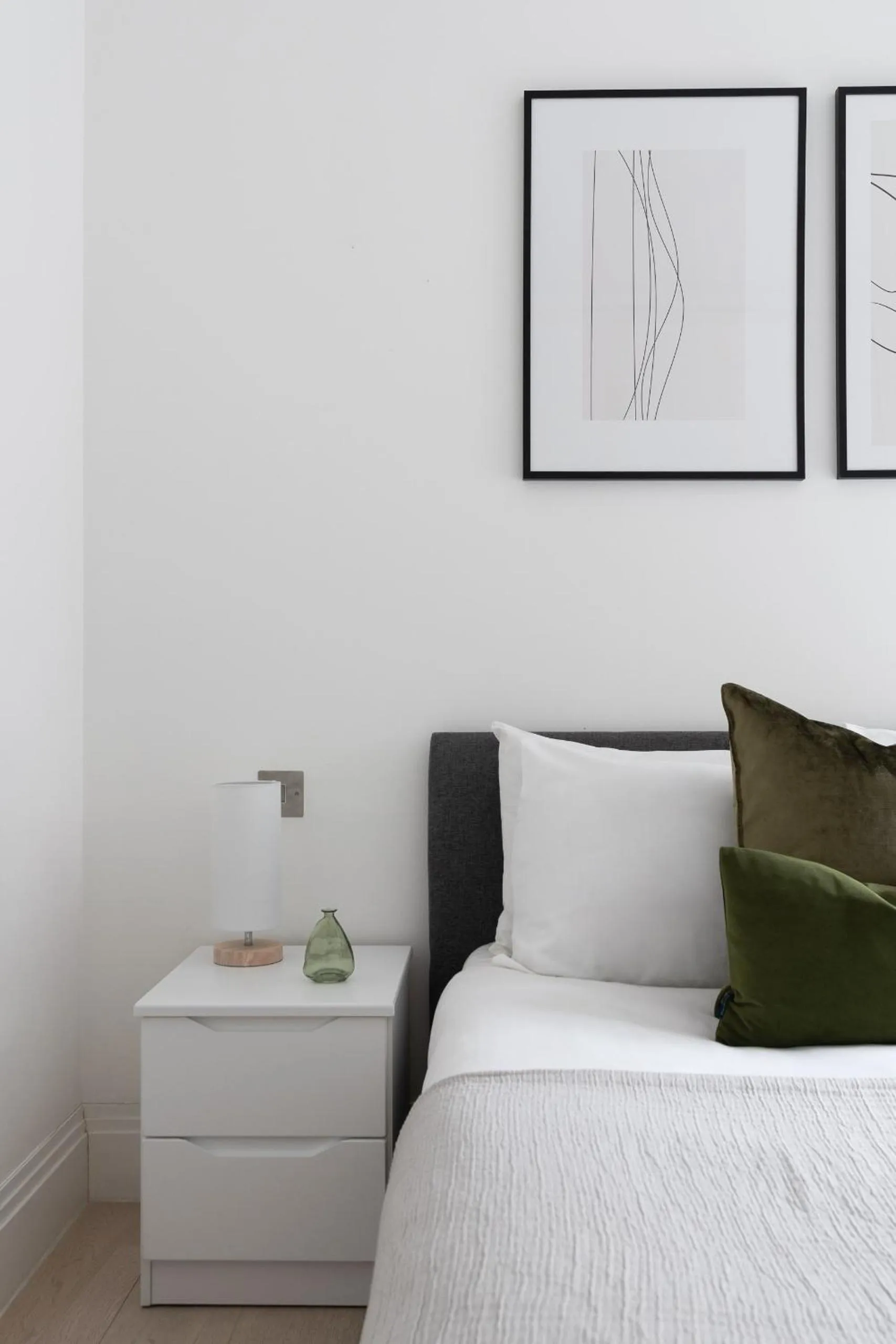 Bed in Oxford Circus Apartments by Calton Living